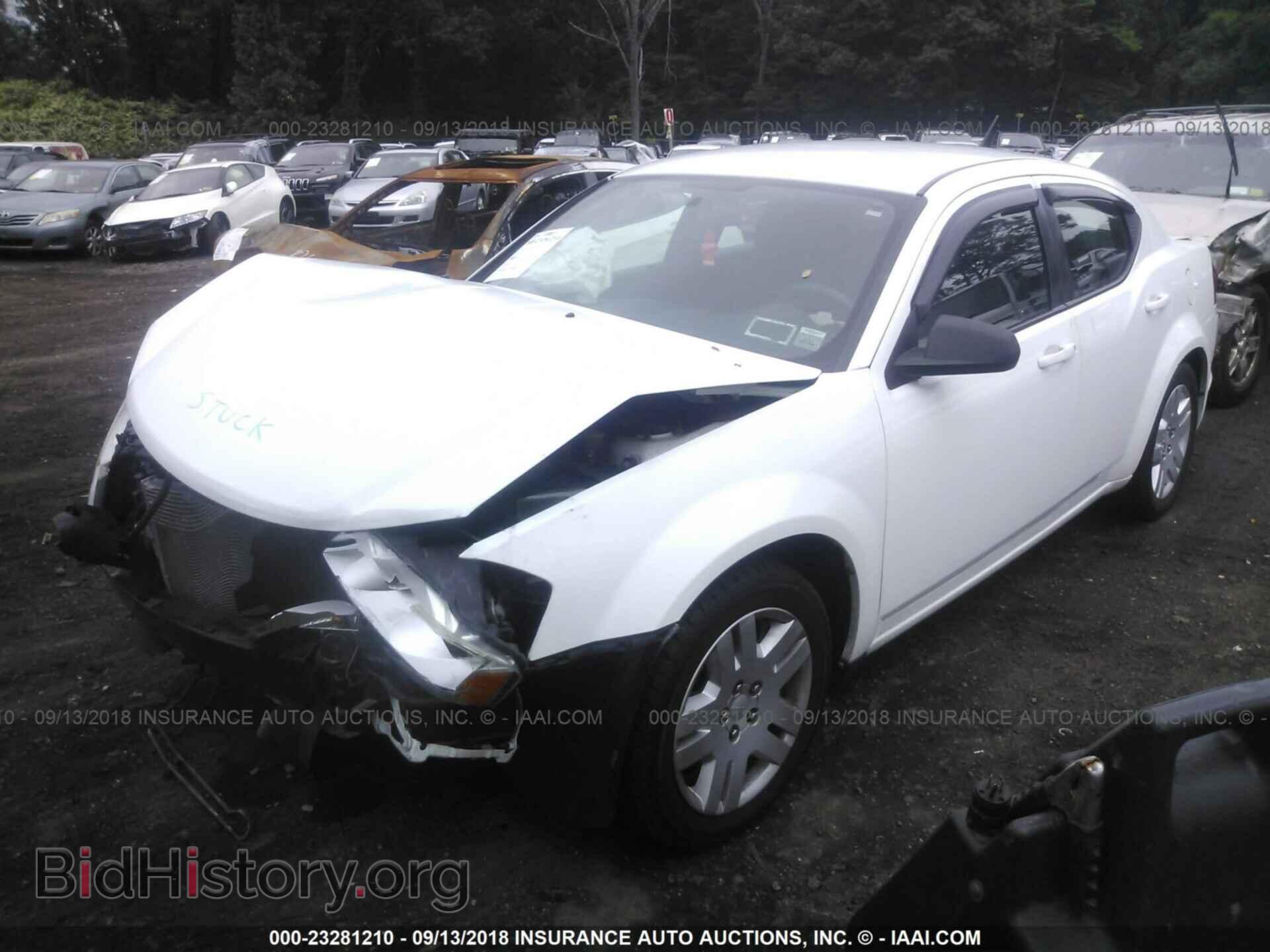 2011 Dodge Avenger - VIN: 1B3BD4FB5BN606267 - Photo 2