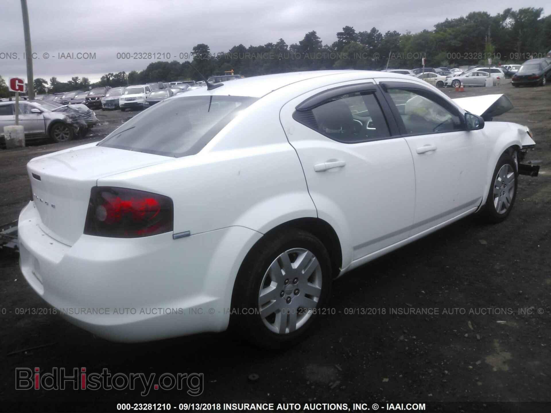 2011 Dodge Avenger - VIN: 1B3BD4FB5BN606267 - Photo 4