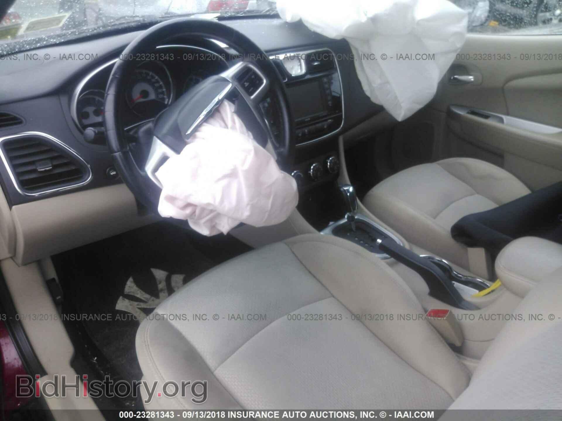 2011 Chrysler 200 - VIN: 1C3BC2EG0BN576795 - Фото 5