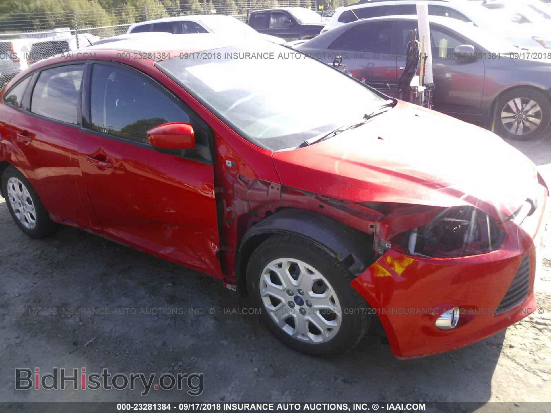2012 Ford Focus - VIN: 1FAHP3F20CL195843 - Photo 6