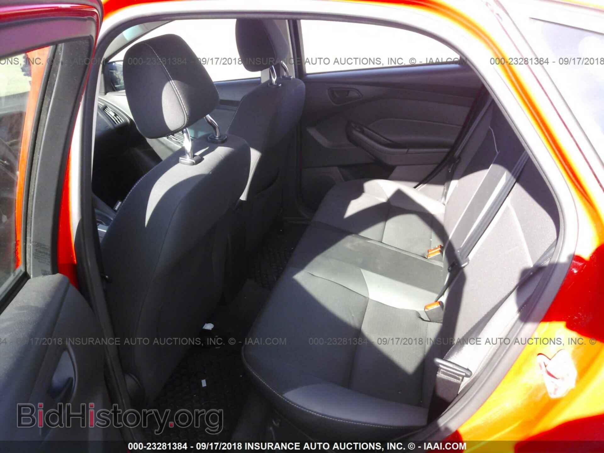 2012 Ford Focus - VIN: 1FAHP3F20CL195843 - Photo 8