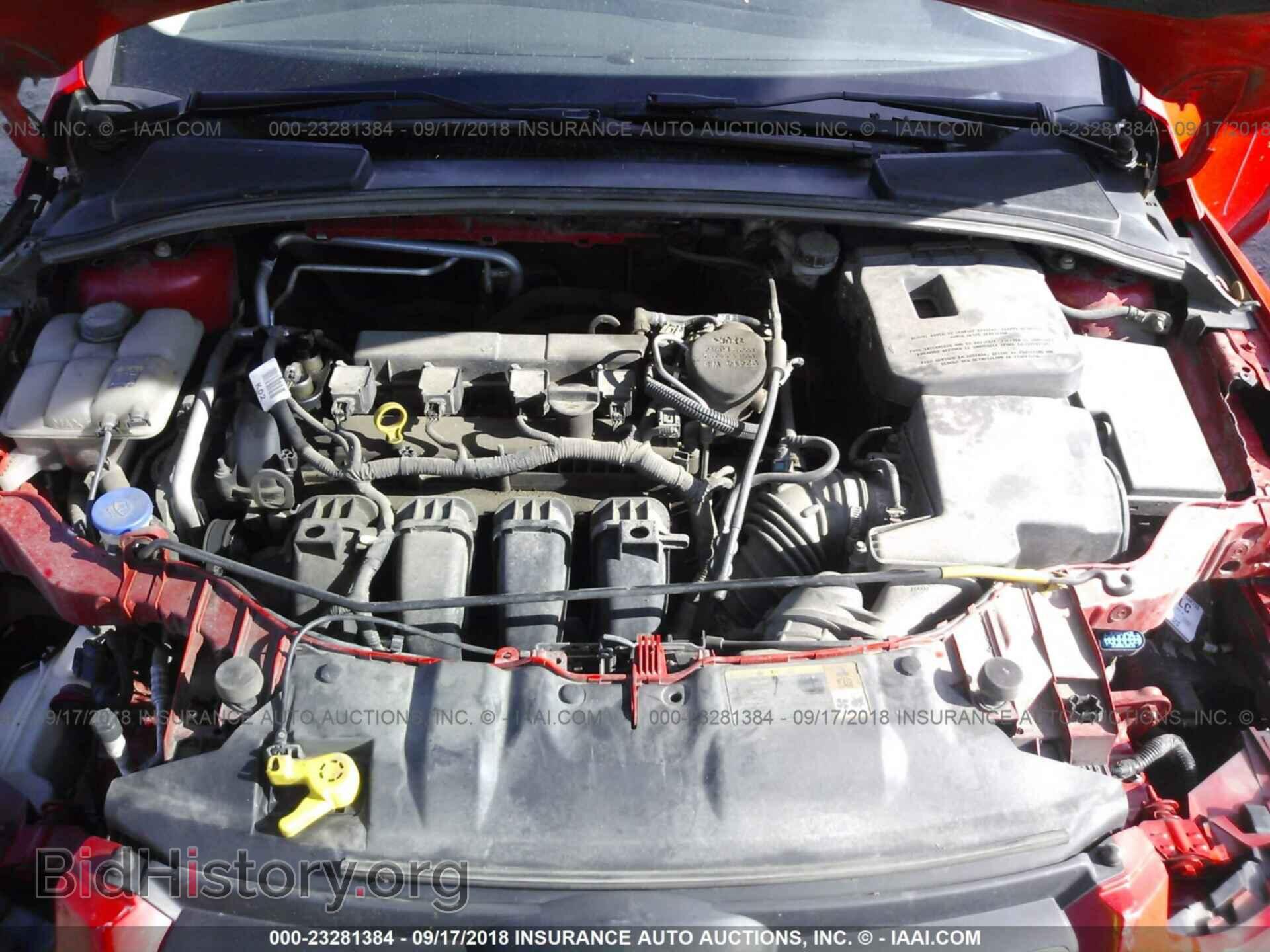 2012 Ford Focus - VIN: 1FAHP3F20CL195843 - Photo 10