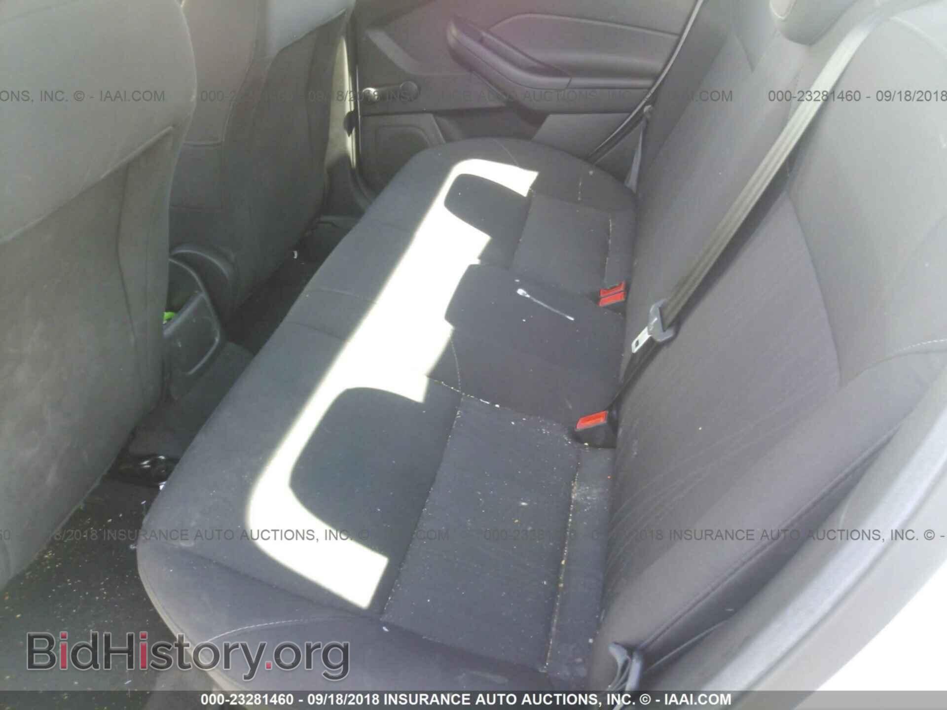 2016 Ford Focus - VIN: 1FADP3E24GL391208 - Фото 8