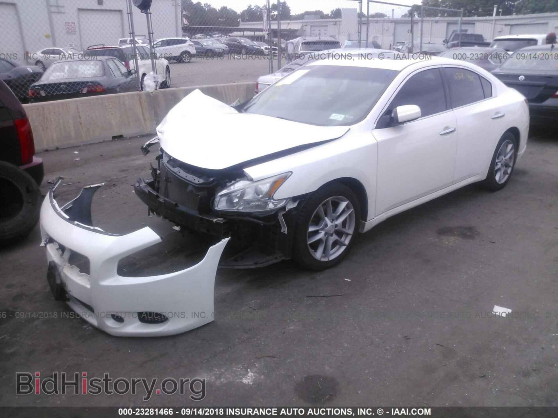 2011 Nissan Maxima - VIN: 1N4AA5AP5BC808815 - Фото 2