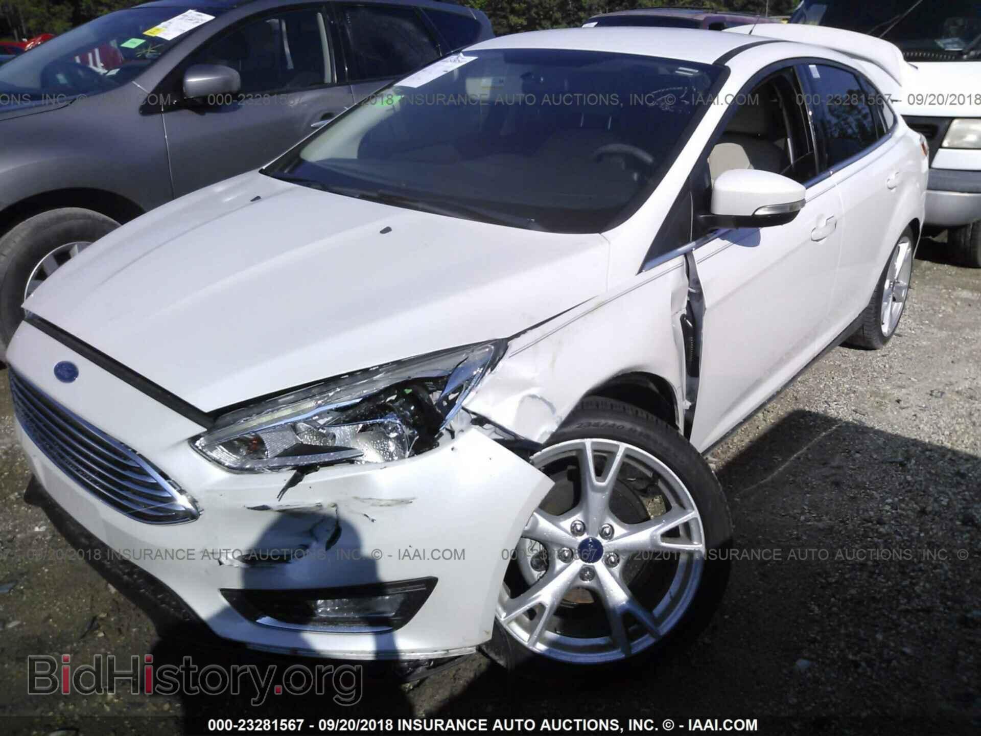 2016 Ford Focus - VIN: 1FADP3J23GL274192 - Photo 6