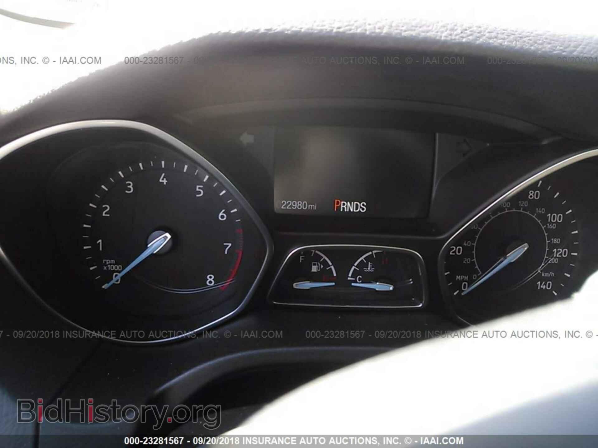 2016 Ford Focus - VIN: 1FADP3J23GL274192 - Photo 7