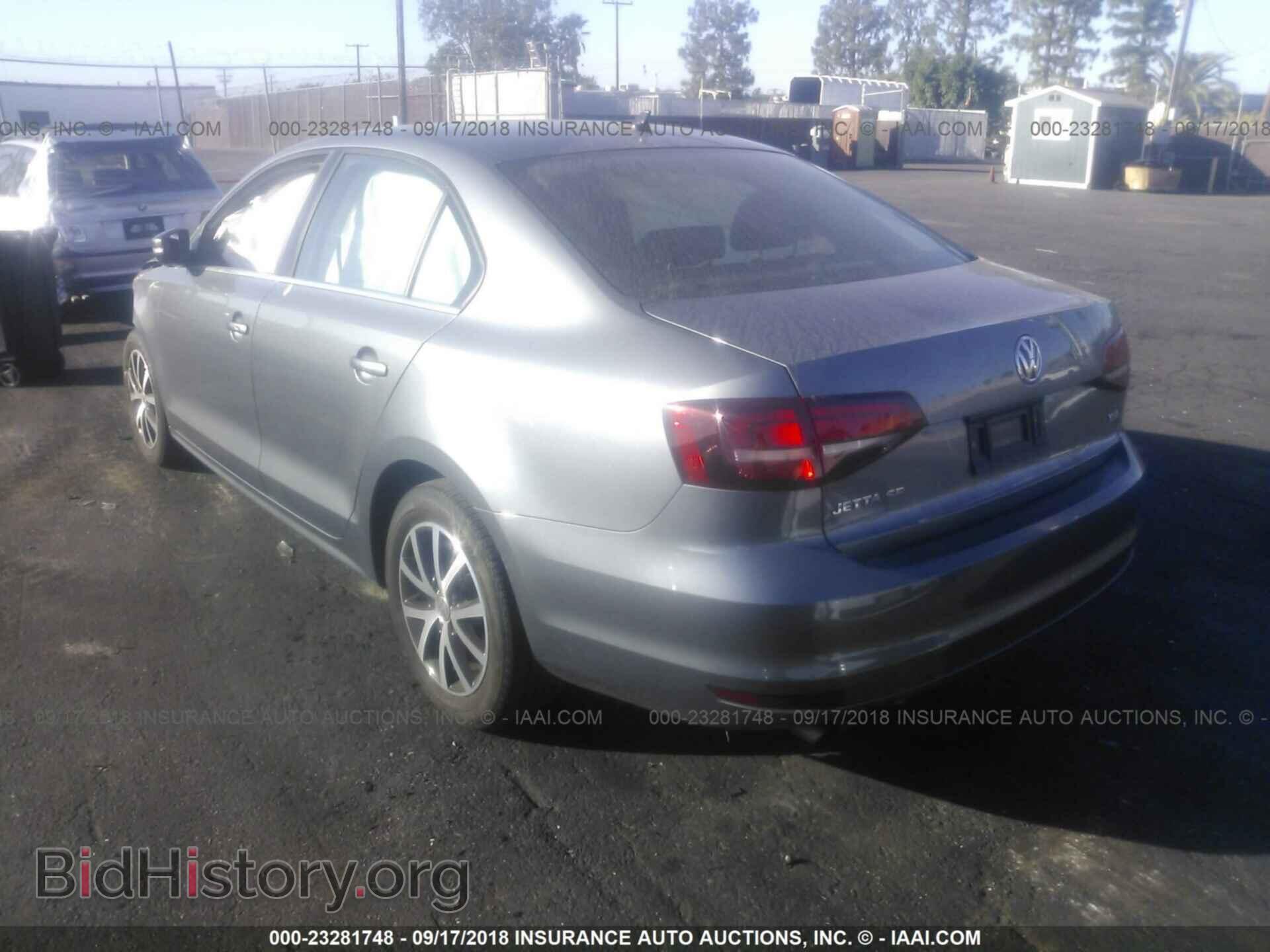 2017 VOLKSWAGEN JETTA - VIN: 3VWDB7AJ1HM281176 - Фото 3