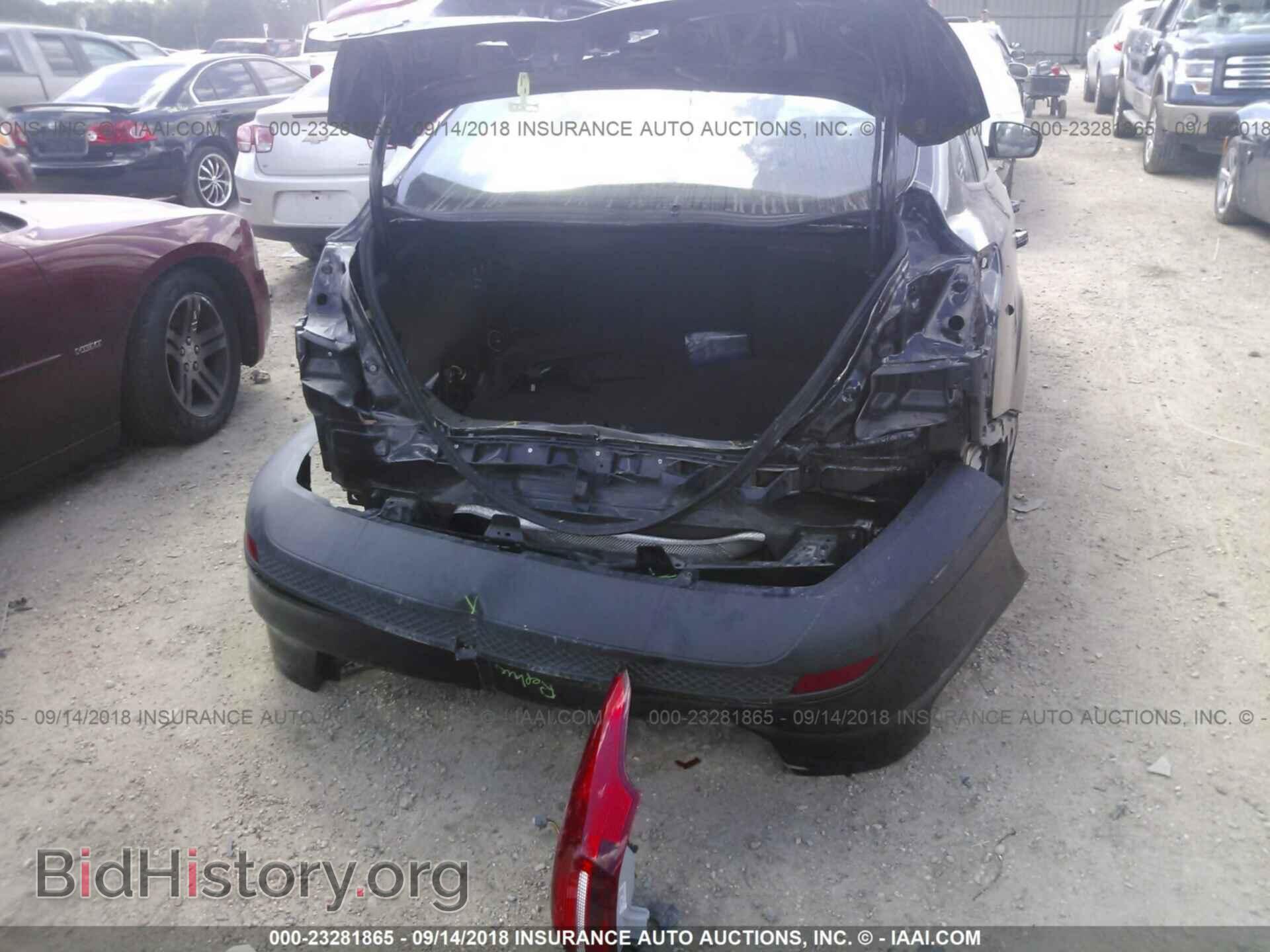 2017 Ford Focus - VIN: 1FADP3FE2HL330420 - Photo 6