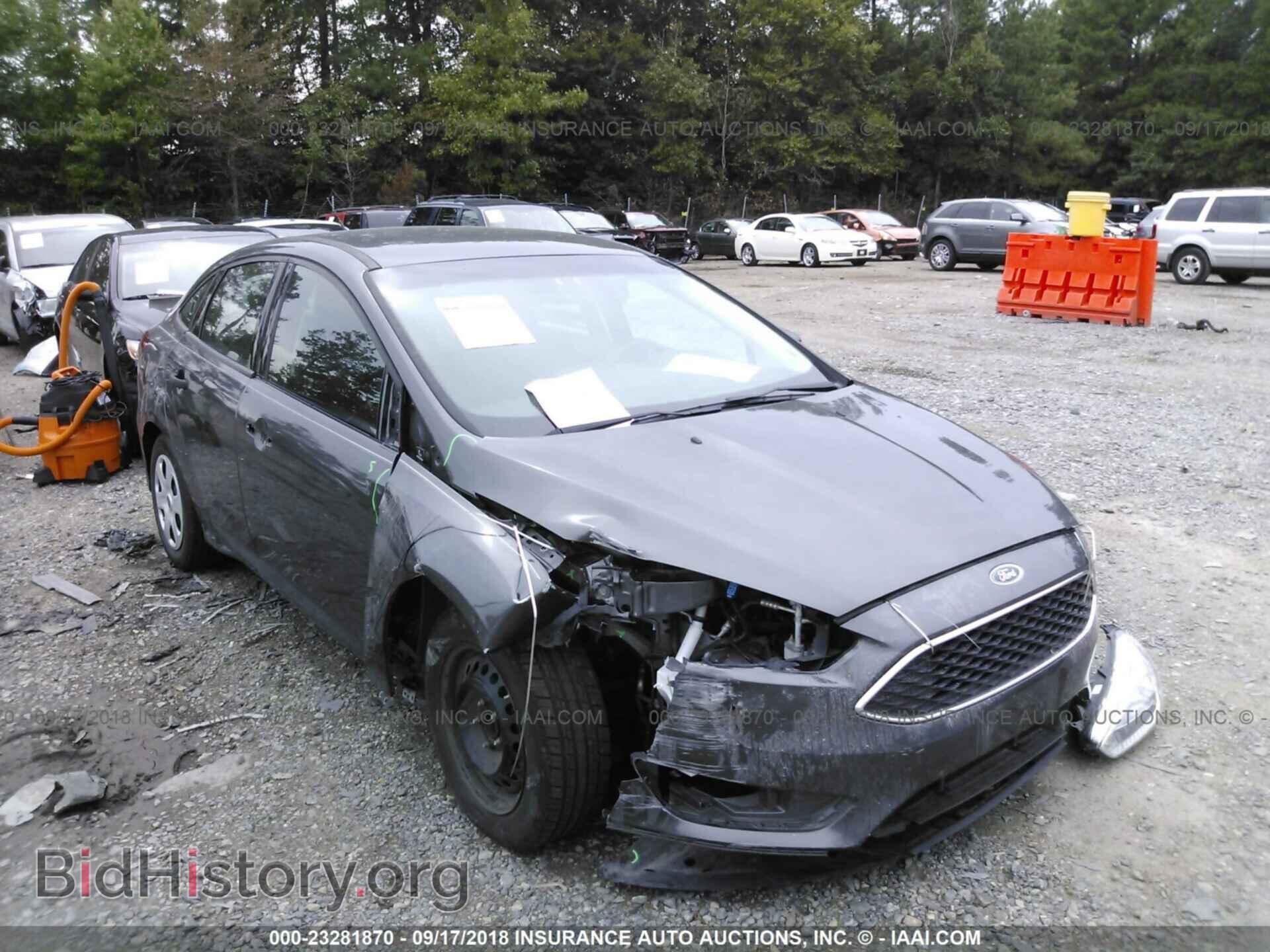 2015 Ford Focus - VIN: 1FADP3E27FL312113 - Photo 6