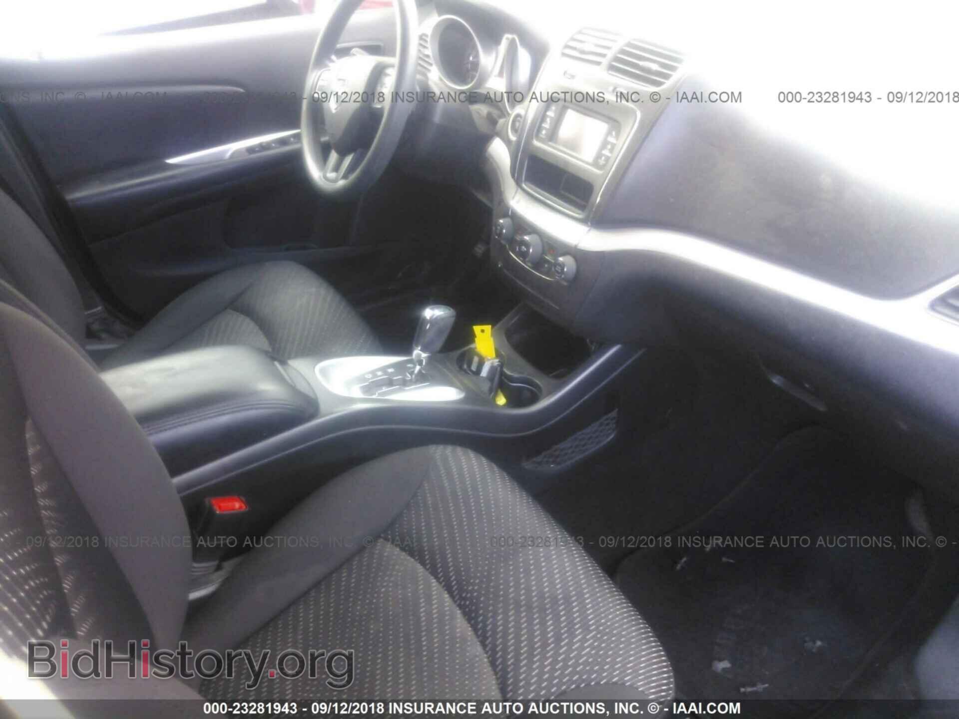 2014 Dodge Journey - VIN: 3C4PDDBG6ET230110 - Фото 5
