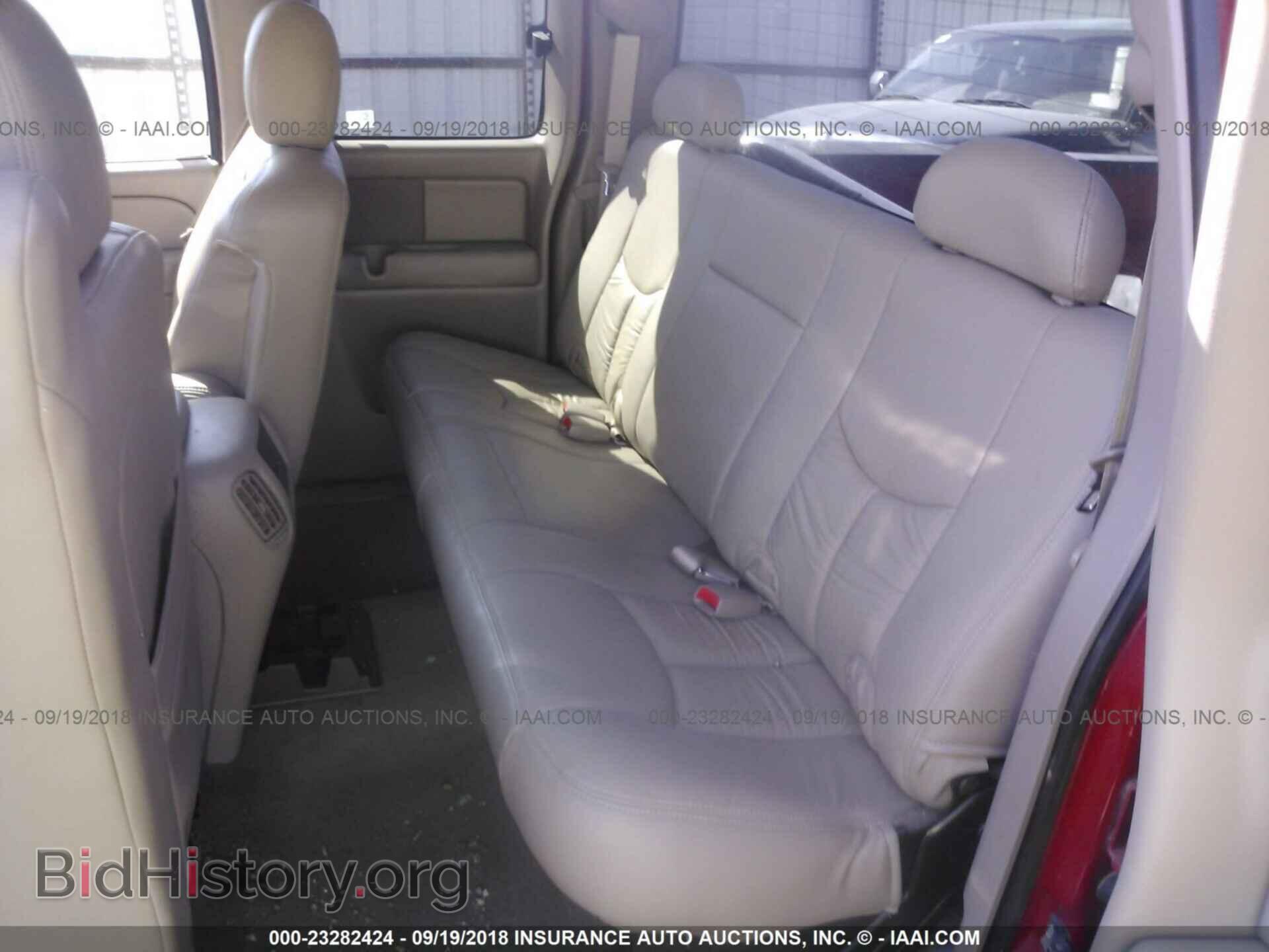 2004 GMC NEW SIERRA - VIN: 2GTEC19V941119905 - Фото 8