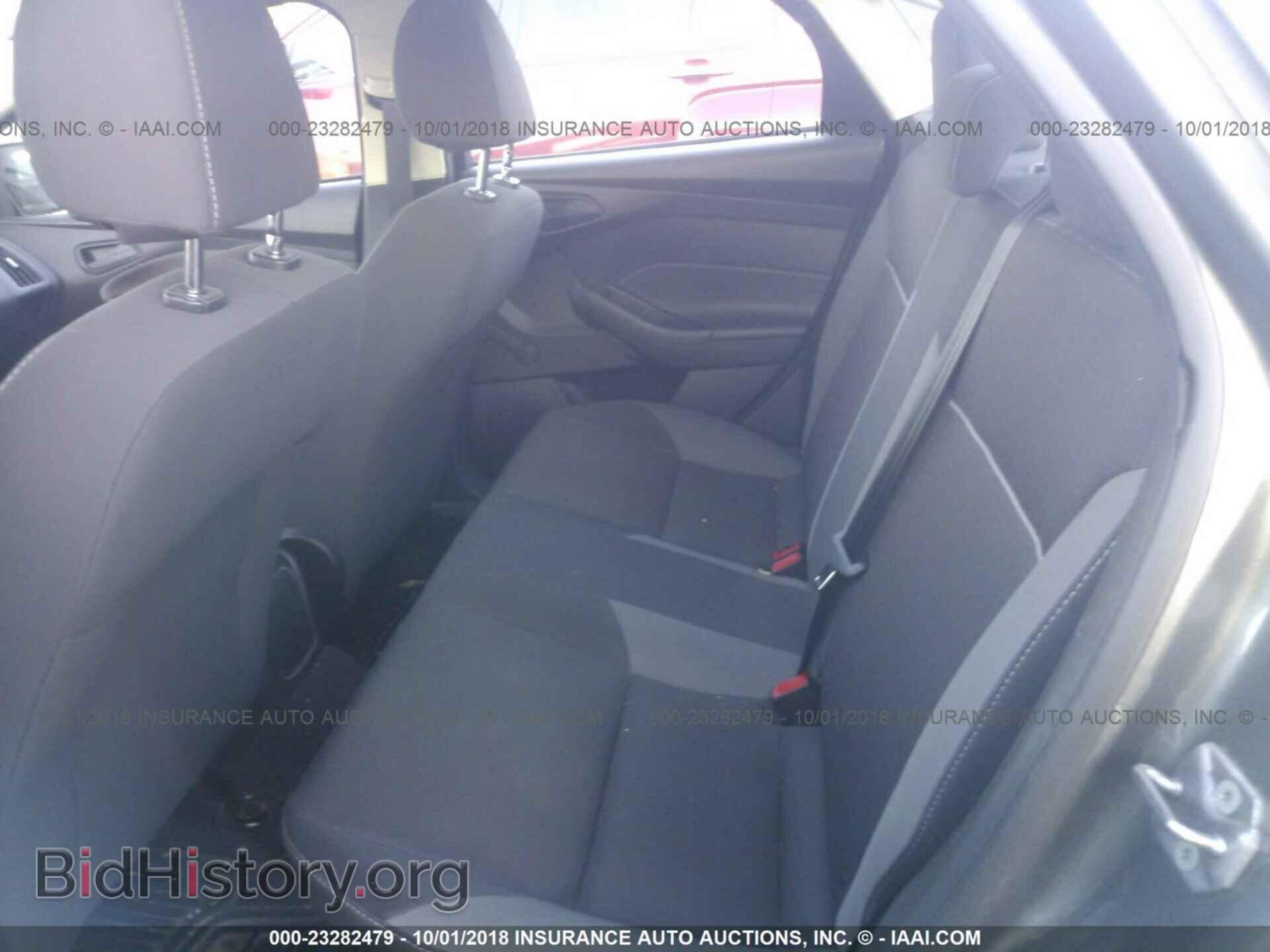 2012 Ford Focus - VIN: 1FAHP3E22CL407806 - Photo 8