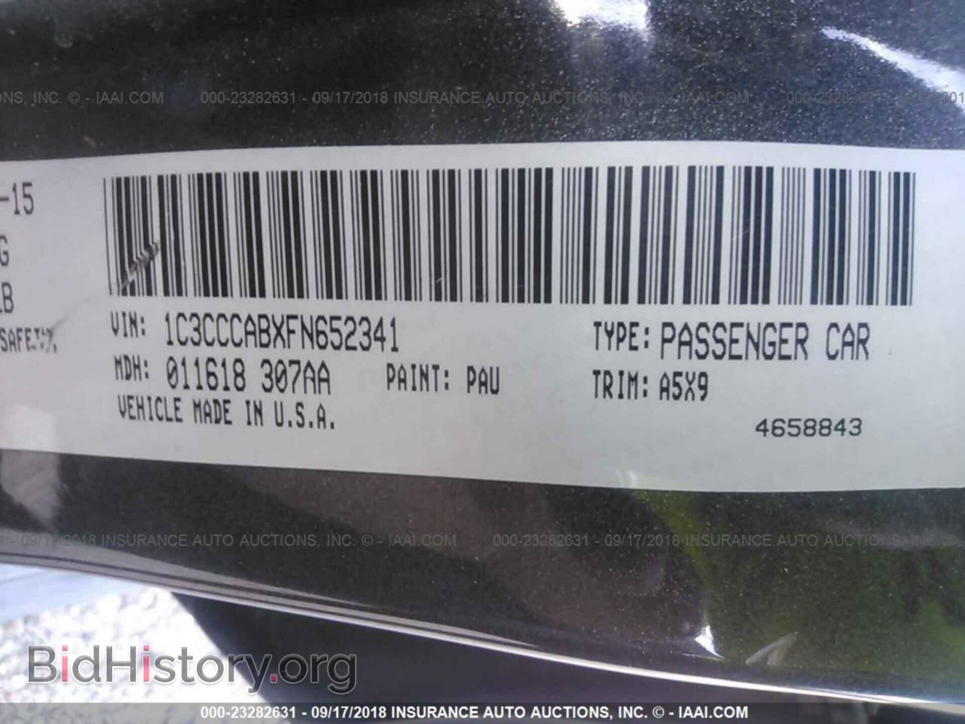 2015 Chrysler 200 - VIN: 1C3CCCABXFN652341 - Photo 9