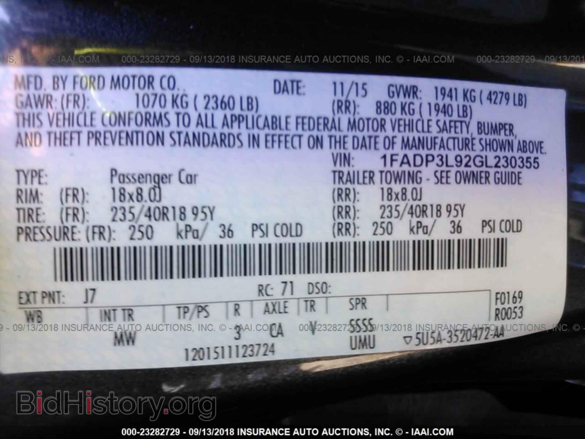 2016 Ford Focus - VIN: 1FADP3L92GL230355 - Photo 9