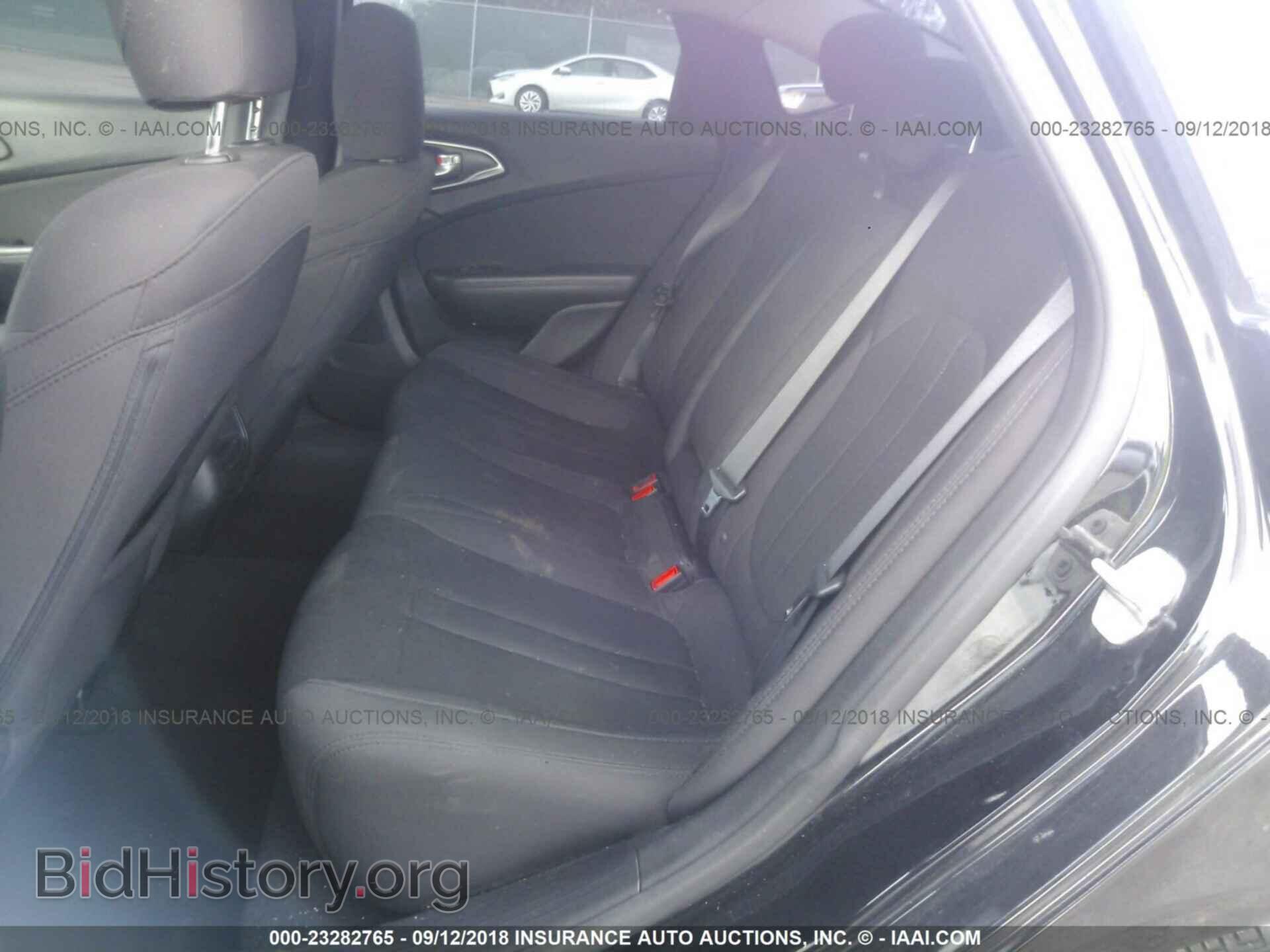 2016 Chrysler 200 - VIN: 1C3CCCAB4GN117278 - Photo 8