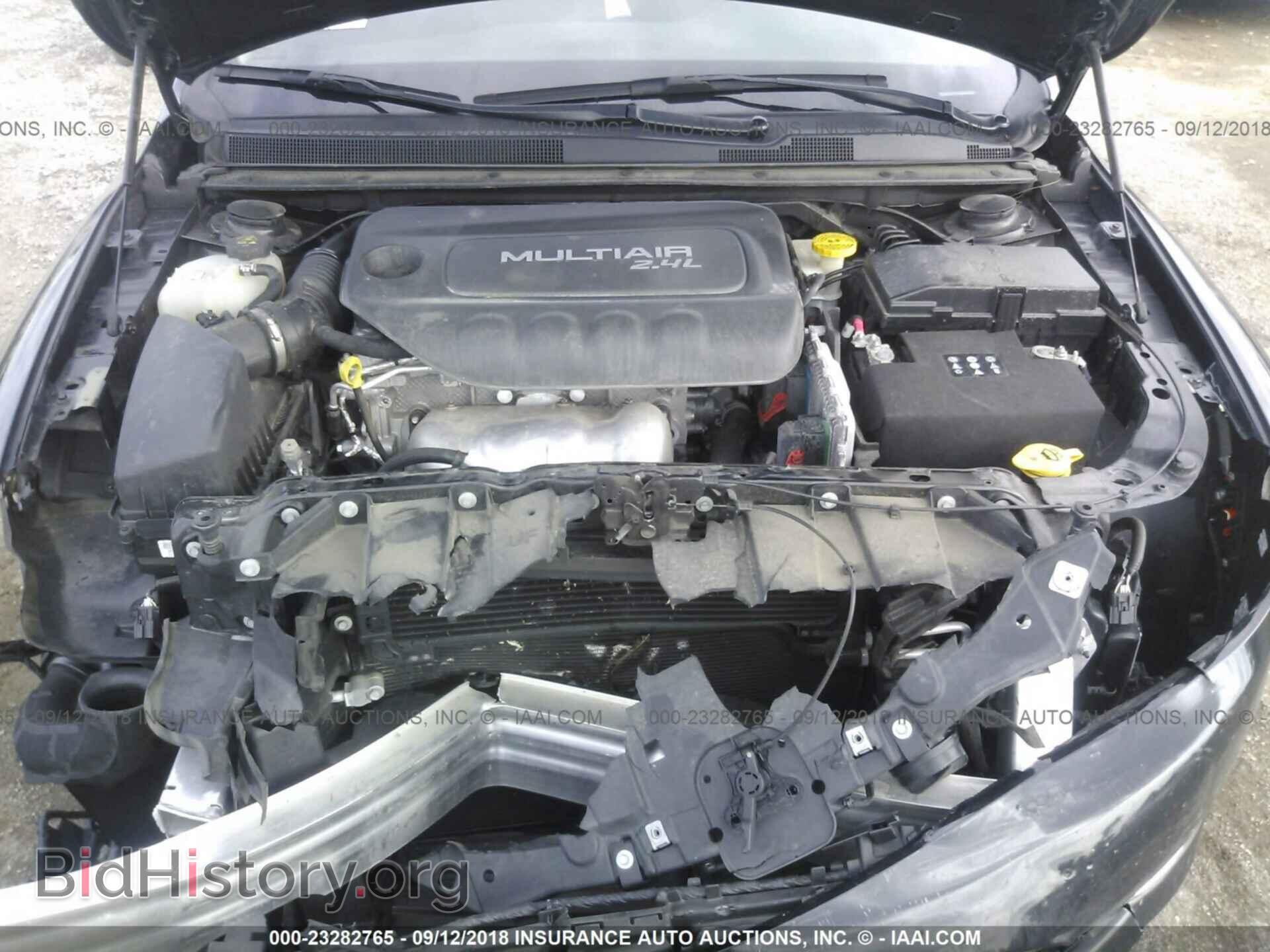 2016 Chrysler 200 - VIN: 1C3CCCAB4GN117278 - Photo 10