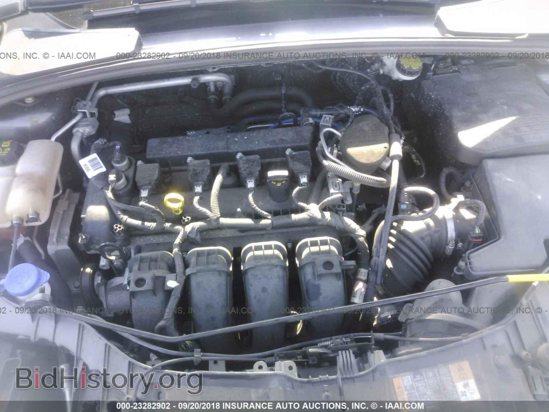 2015 Ford Focus - VIN: 1FADP3E22FL264214 - Photo 10