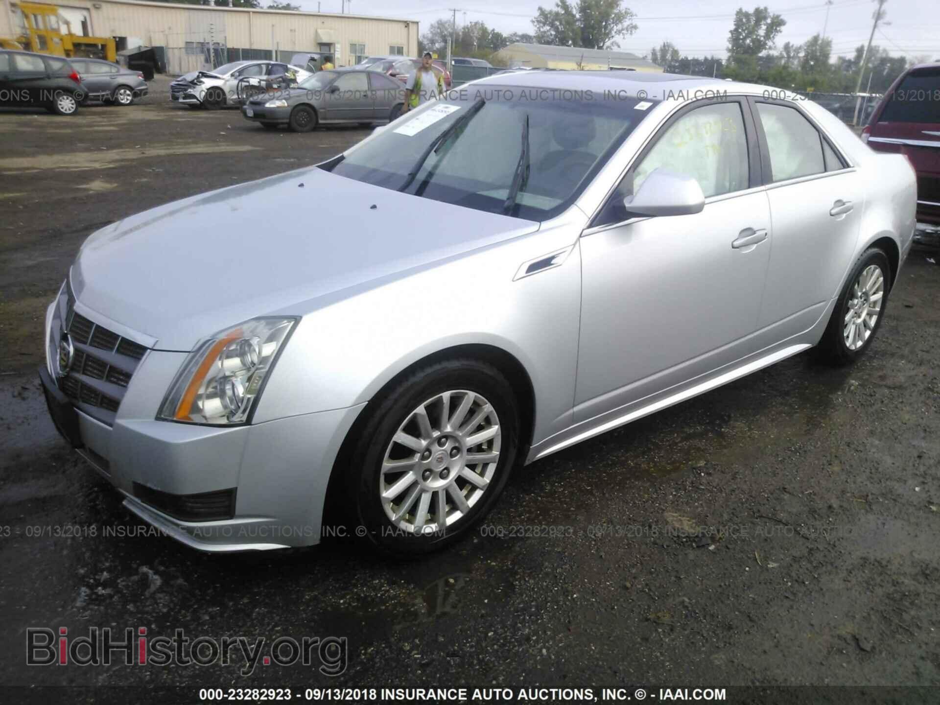 2011 Cadillac Cts - VIN: 1G6DF5EY5B0113086 - Фото 2