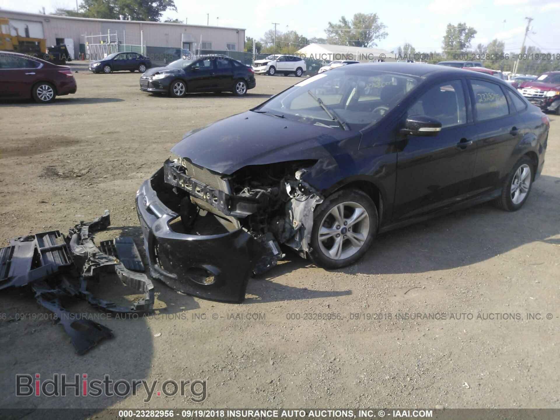 2013 Ford Focus - VIN: 1FADP3F25DL285490 - Photo 2