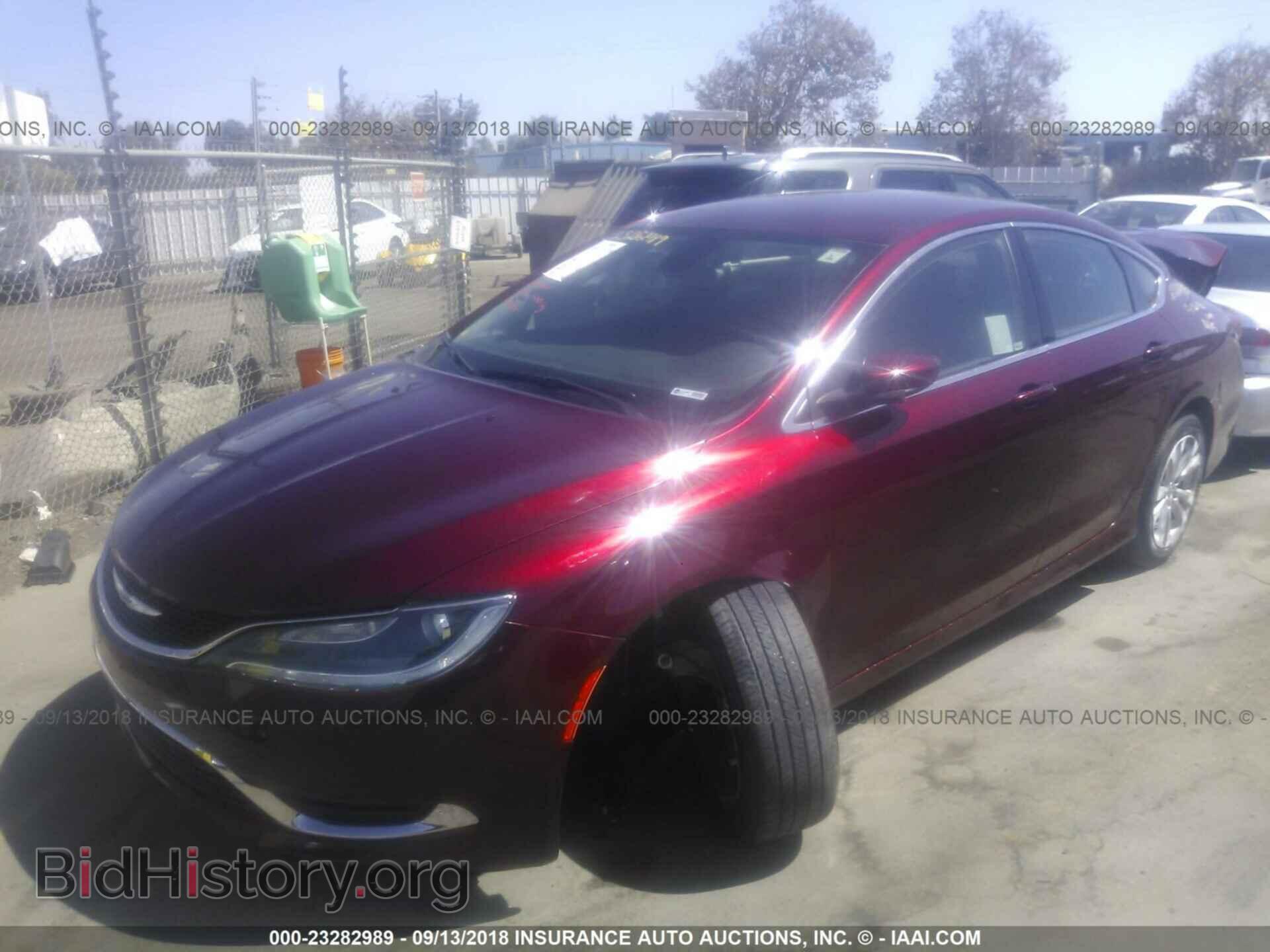 2016 Chrysler 200 - VIN: 1C3CCCAB8GN163826 - Фото 2