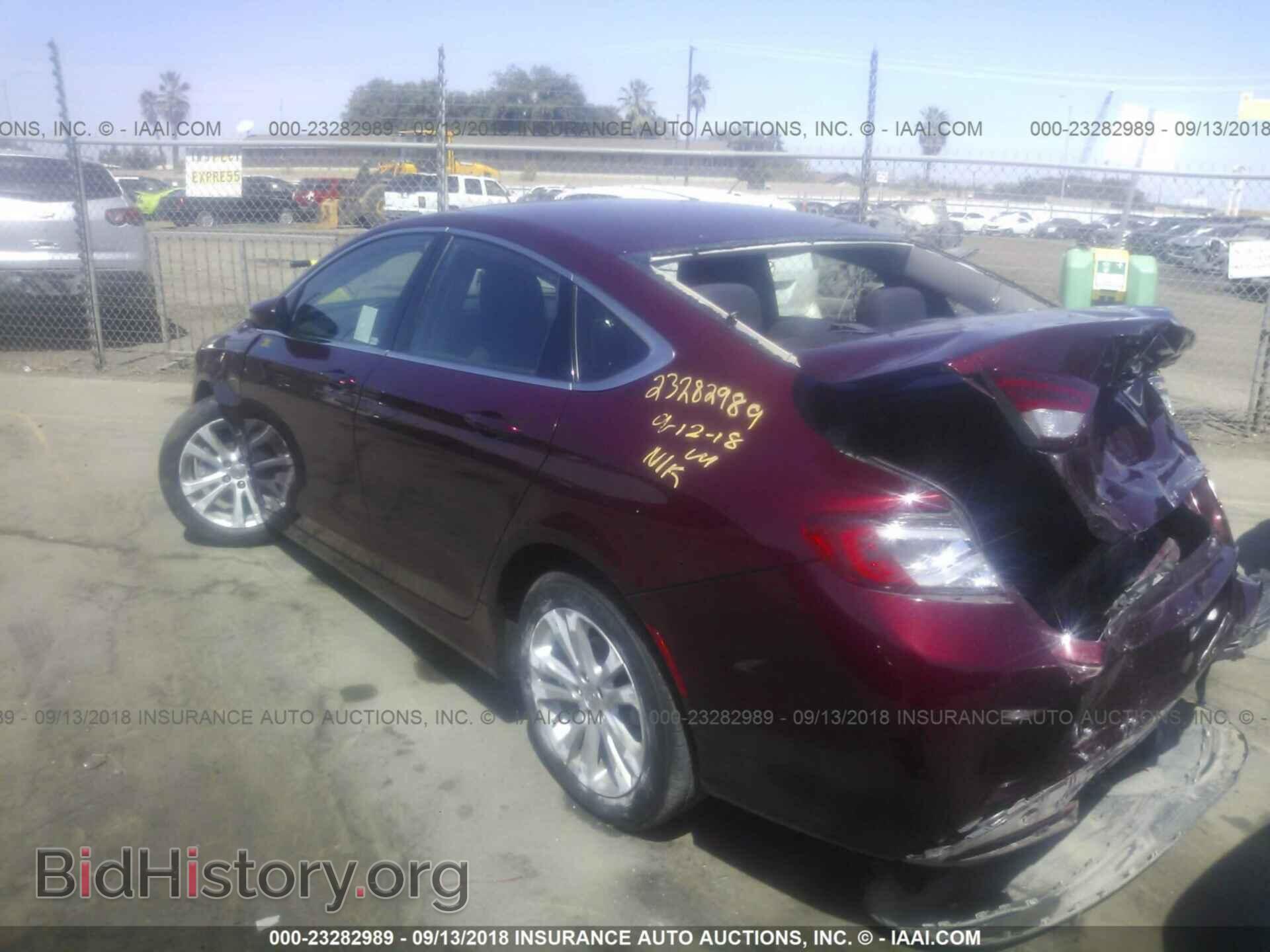 2016 Chrysler 200 - VIN: 1C3CCCAB8GN163826 - Фото 3