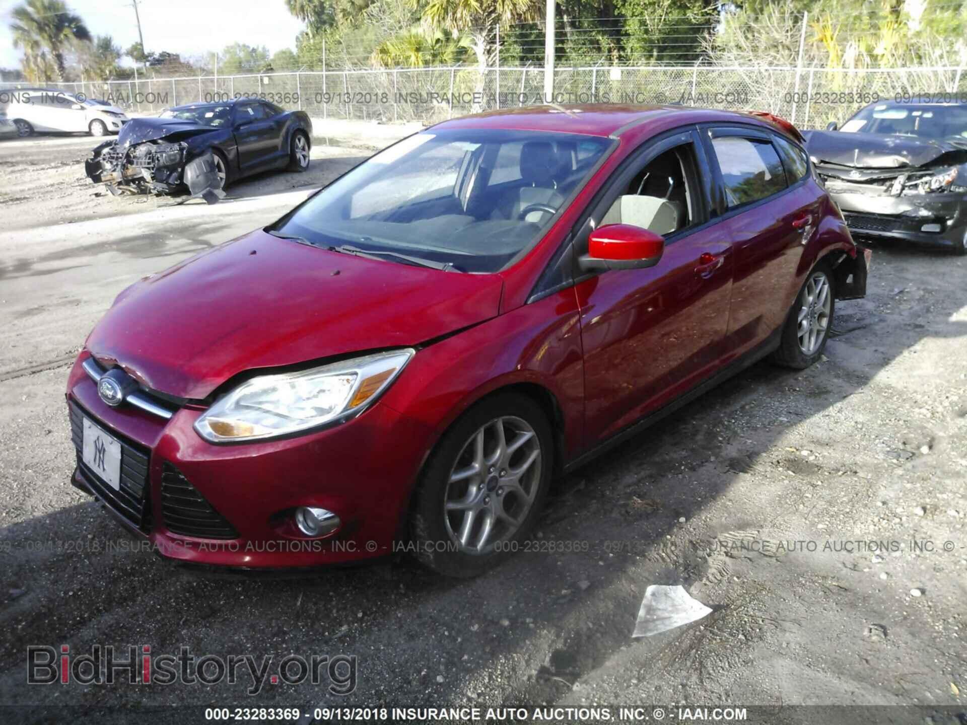 2012 Ford Focus - VIN: 1FAHP3K27CL366366 - Фото 2