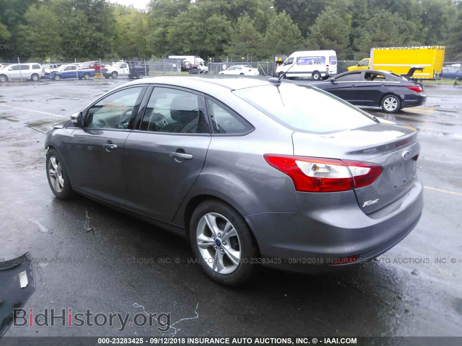 2014 Ford Focus - VIN: 1FADP3F27EL189183 - Фото 3