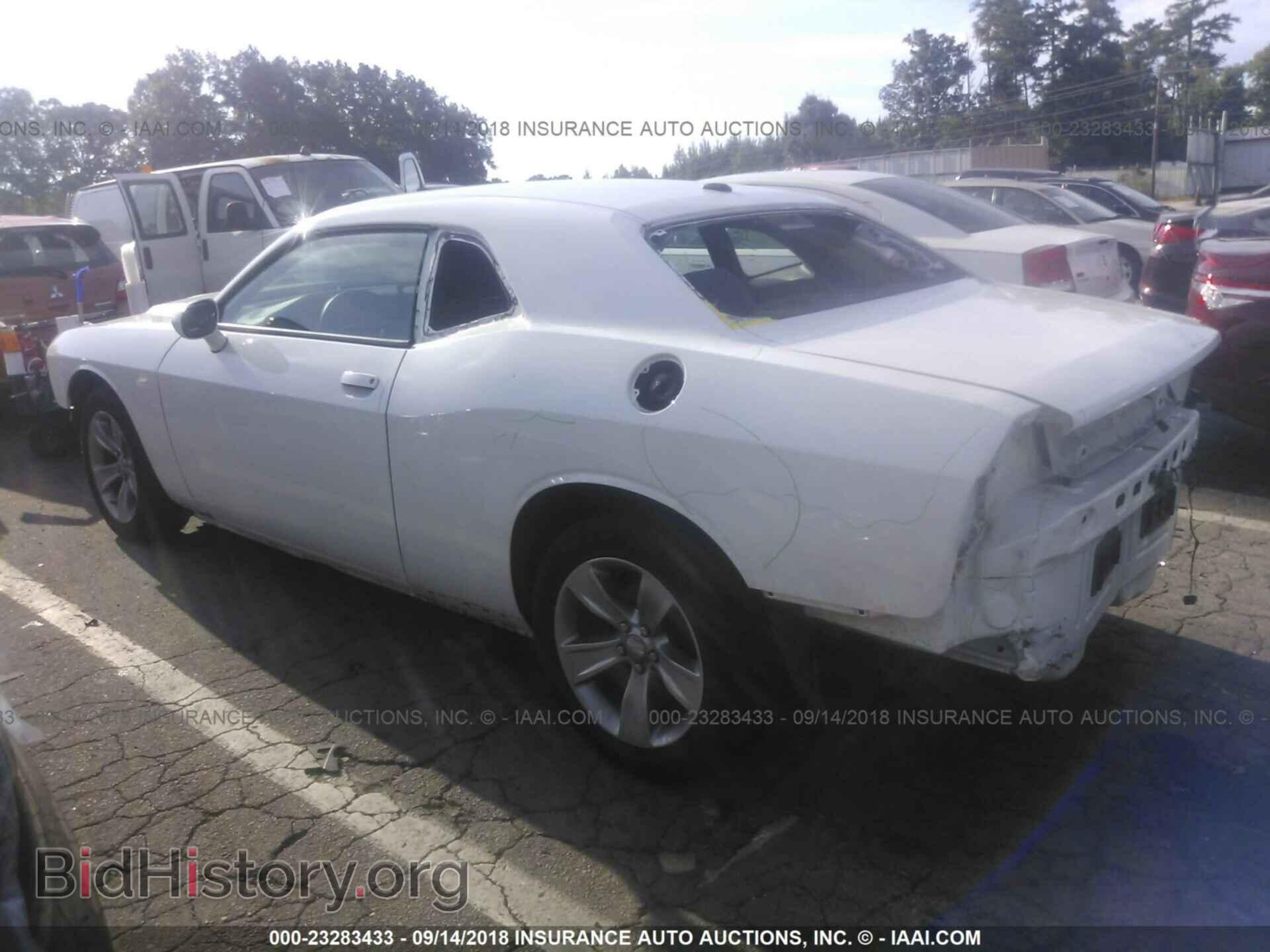 2016 Dodge Challenger - VIN: 2C3CDZAG4GH200665 - Photo 3