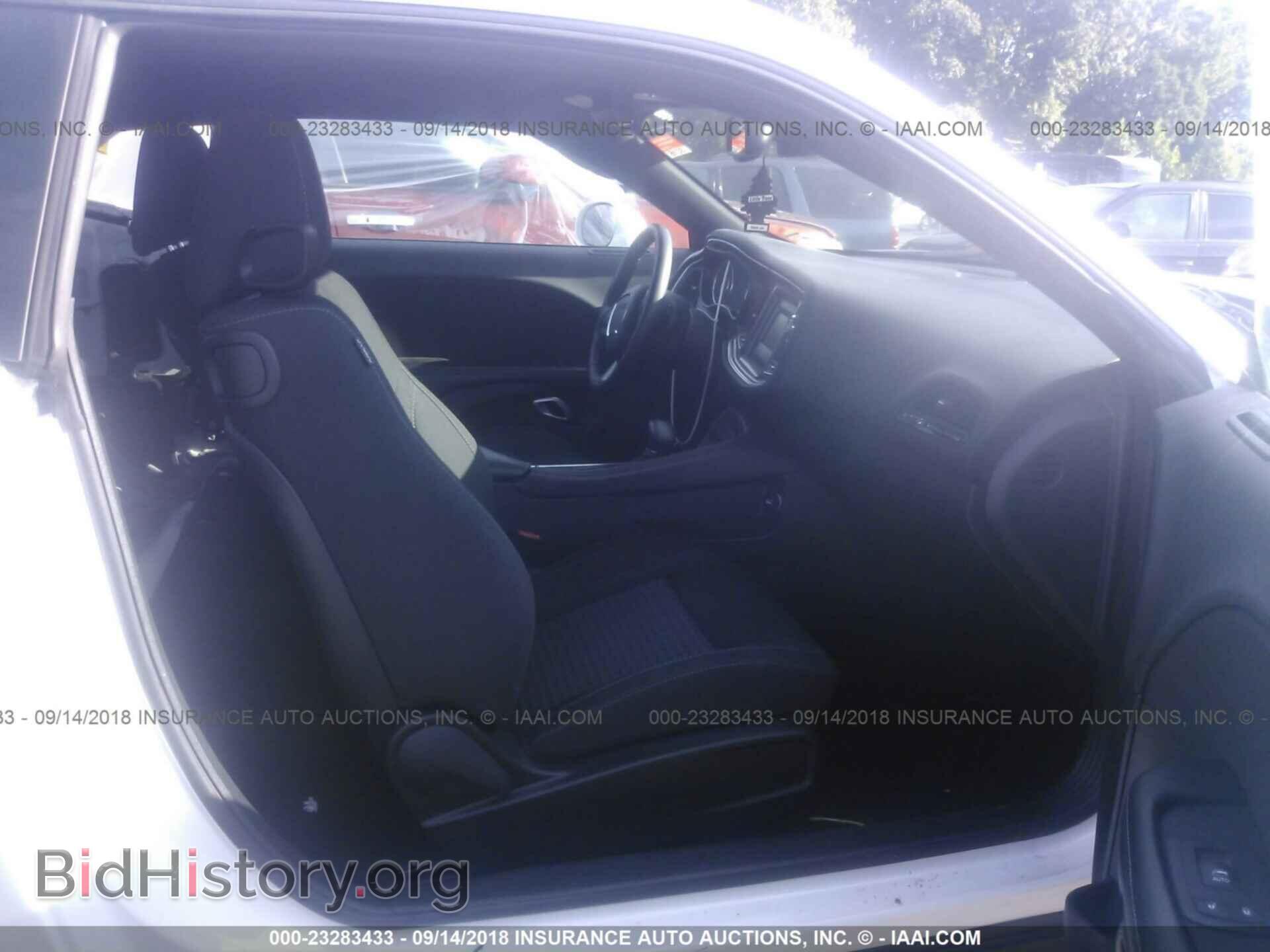 2016 Dodge Challenger - VIN: 2C3CDZAG4GH200665 - Photo 5