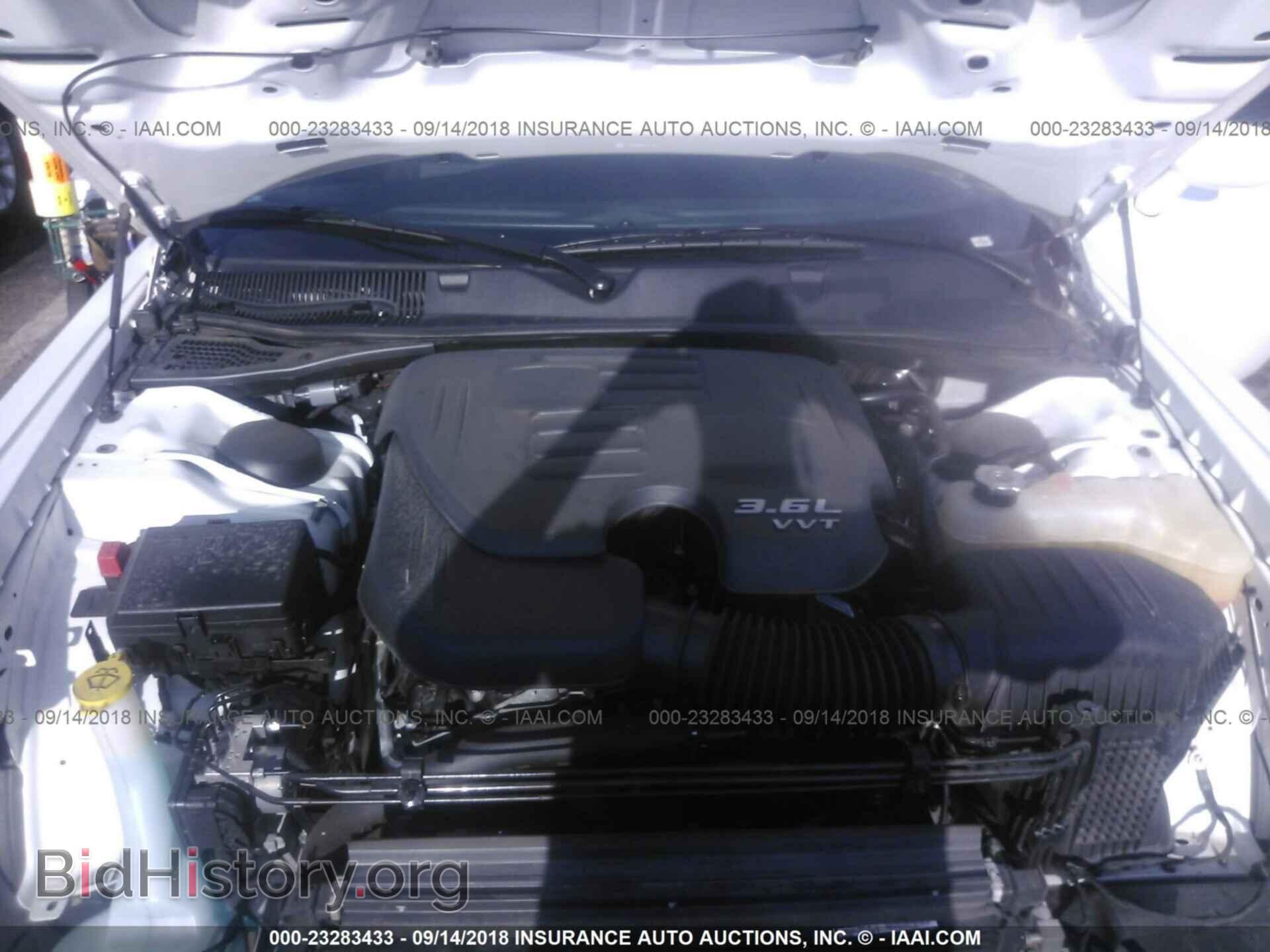 2016 Dodge Challenger - VIN: 2C3CDZAG4GH200665 - Photo 10