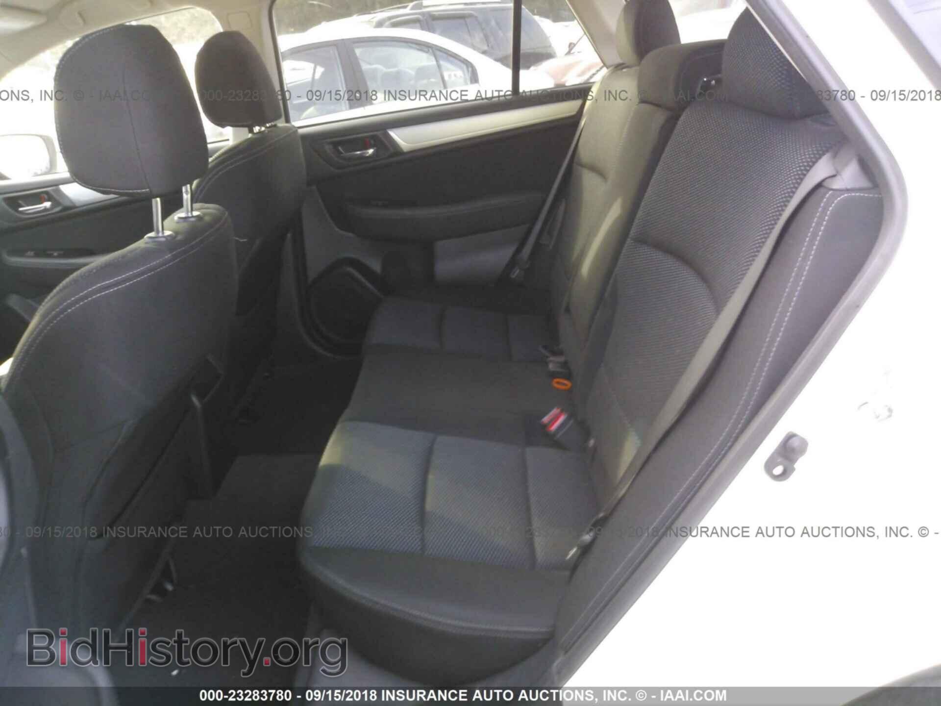 2017 Subaru Outback - VIN: 4S4BSAFC7H3384178 - Photo 8