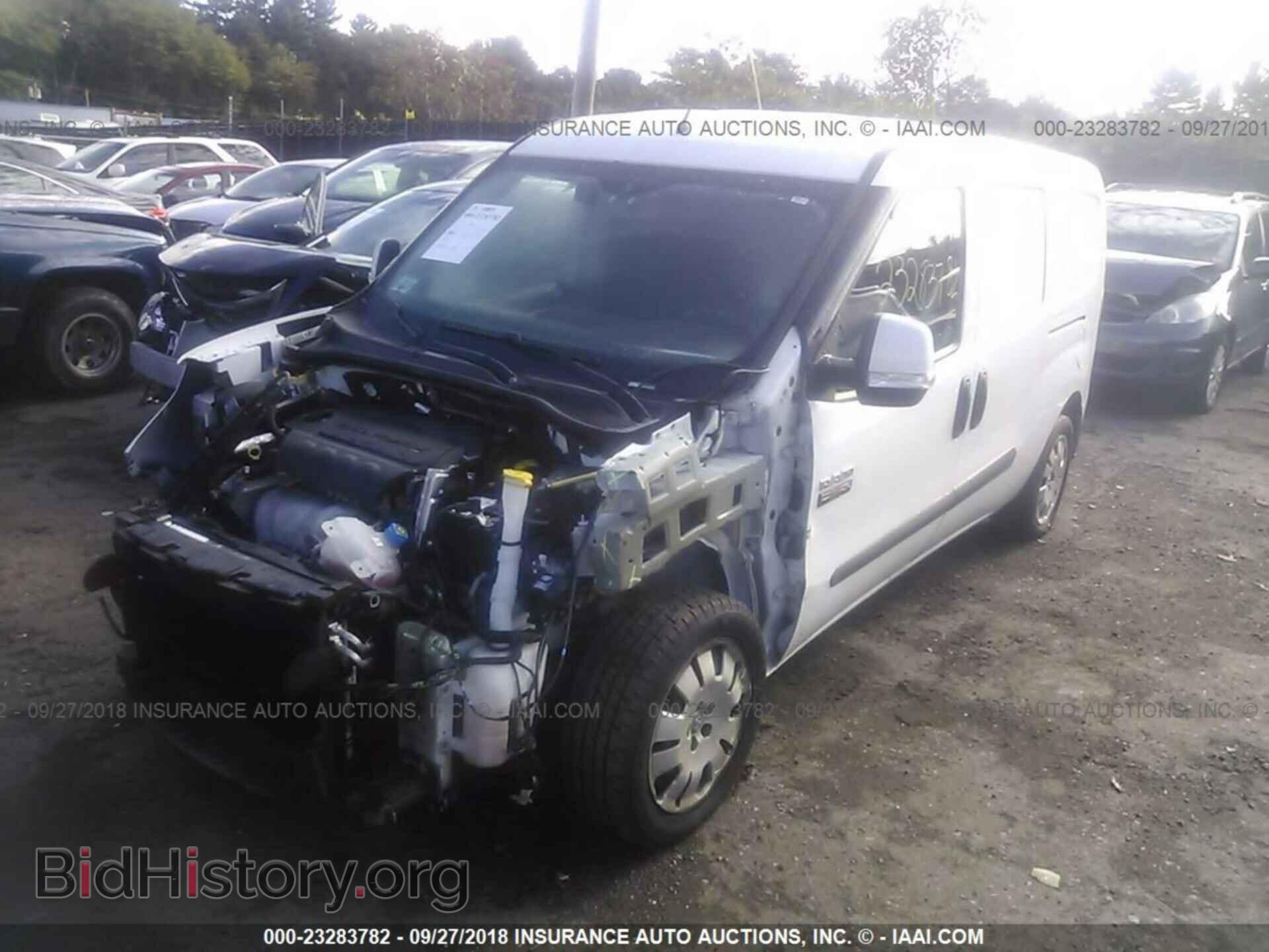 2017 Ram Promaster - VIN: ZFBERFBBXH6G52846 - Photo 2