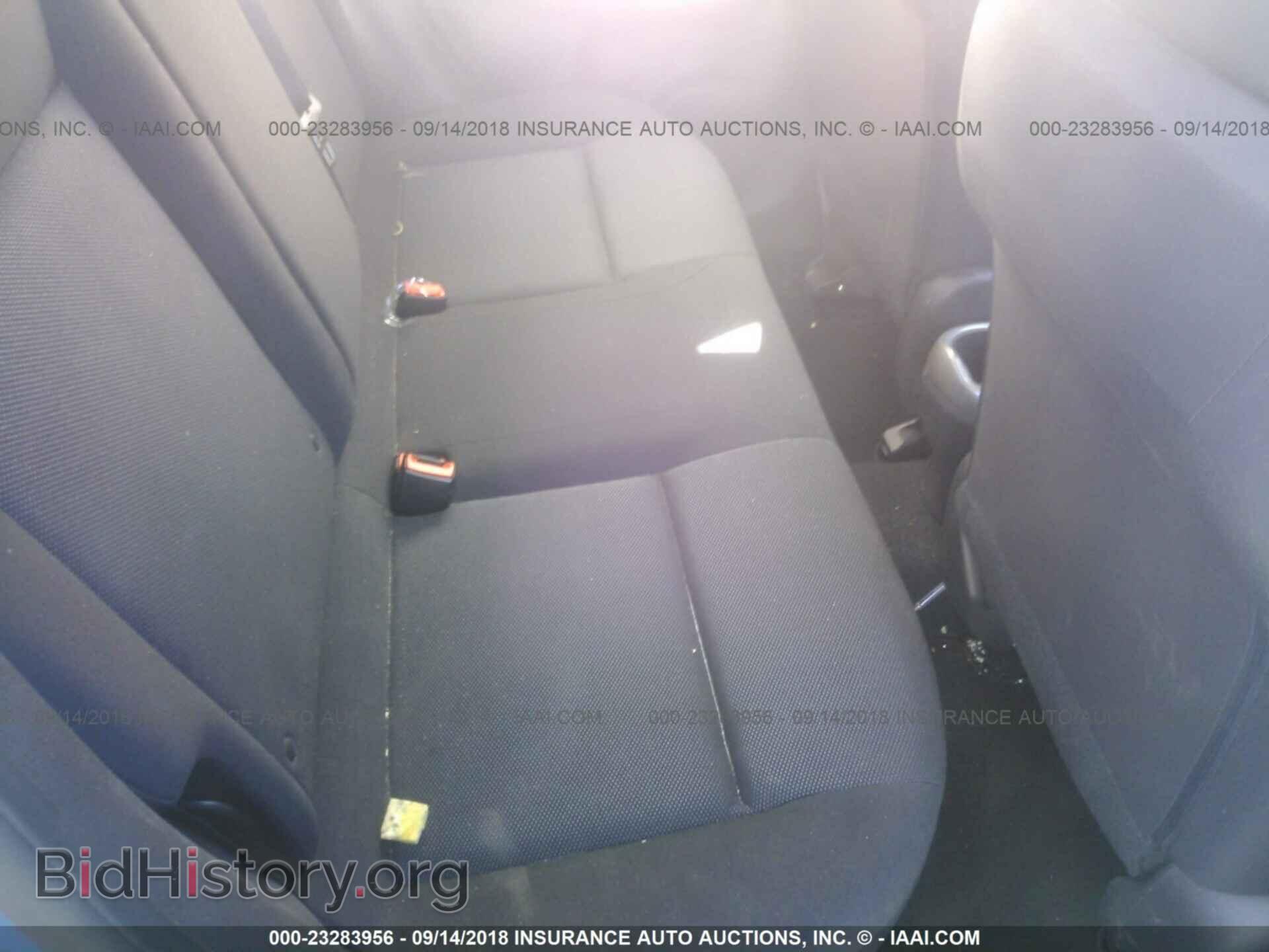 2011 Nissan Juke - VIN: JN8AF5MV5BT024905 - Фото 8