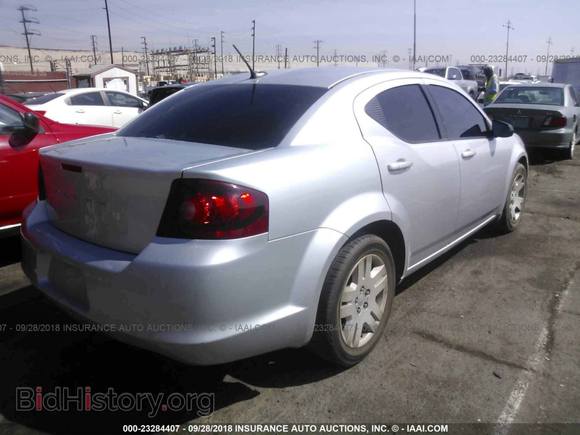 2011 Dodge Avenger - VIN: 1B3BD4FB0BN606192 - Фото 4