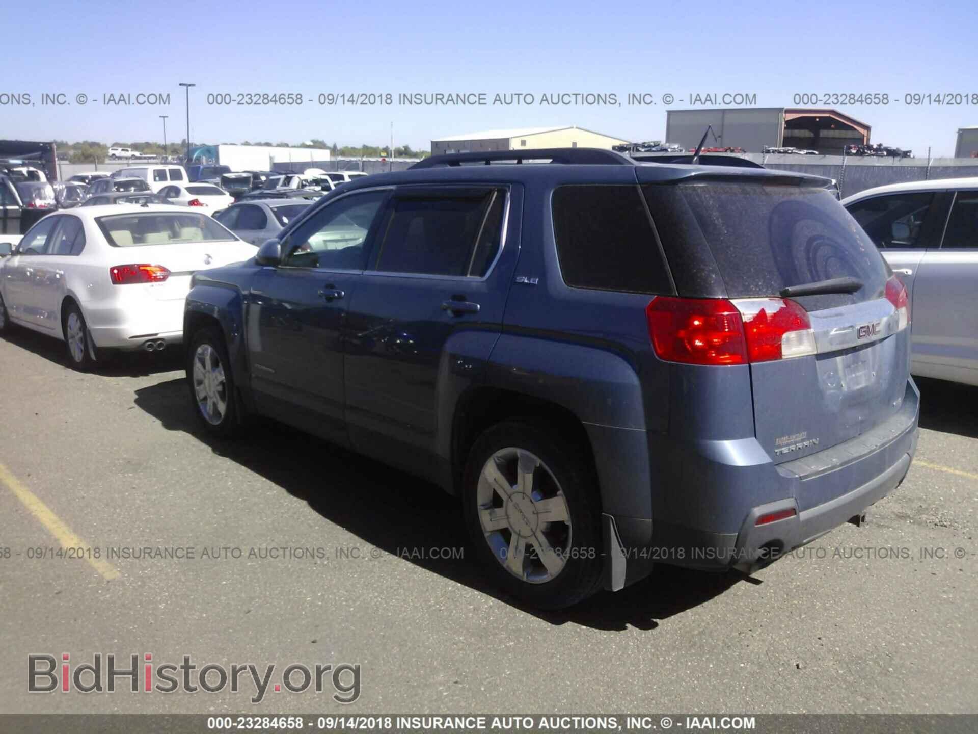 2011 GMC TERRAIN - VIN: 2CTFLTE55B6245589 - Фото 3