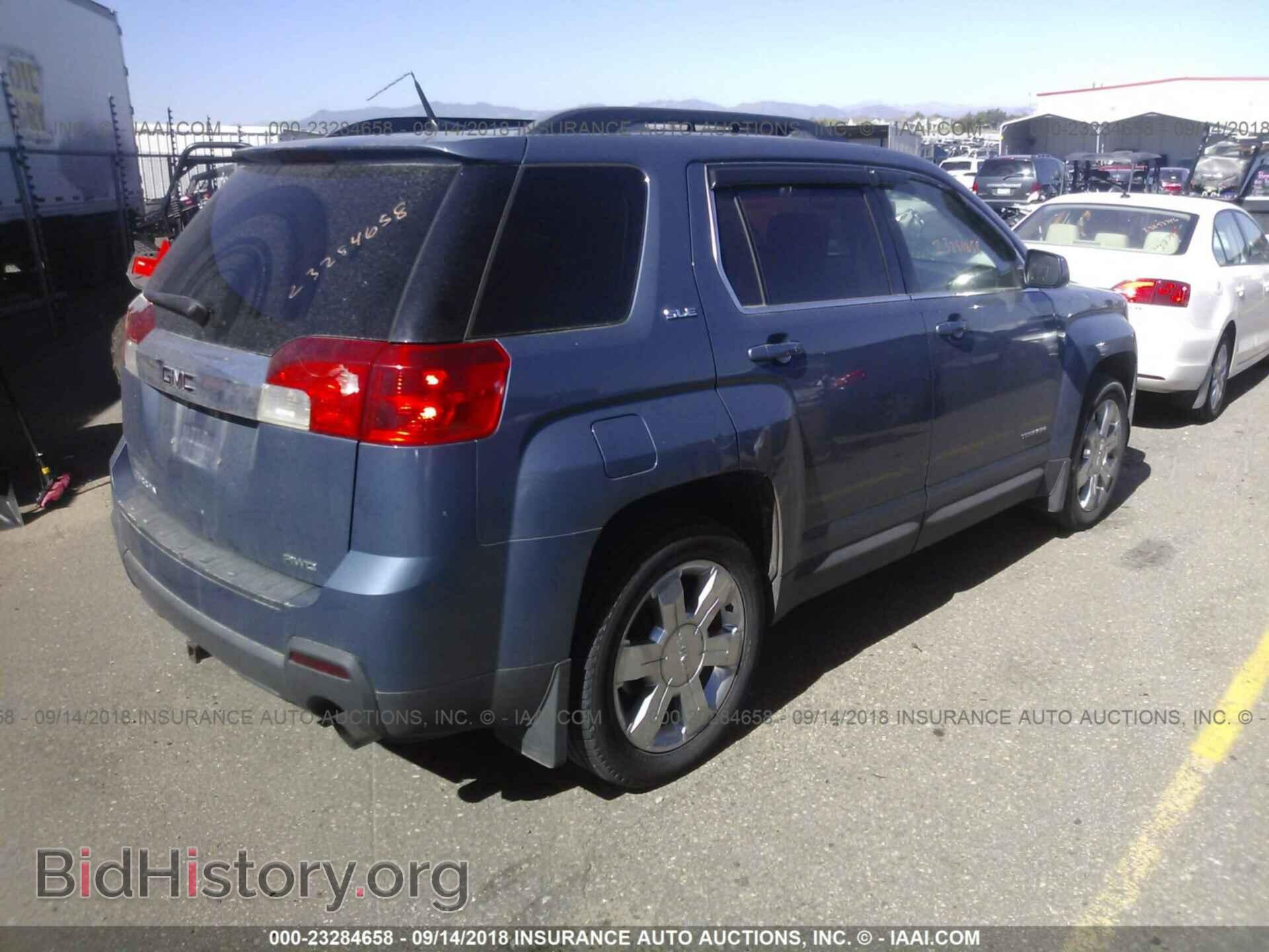2011 GMC TERRAIN - VIN: 2CTFLTE55B6245589 - Фото 4