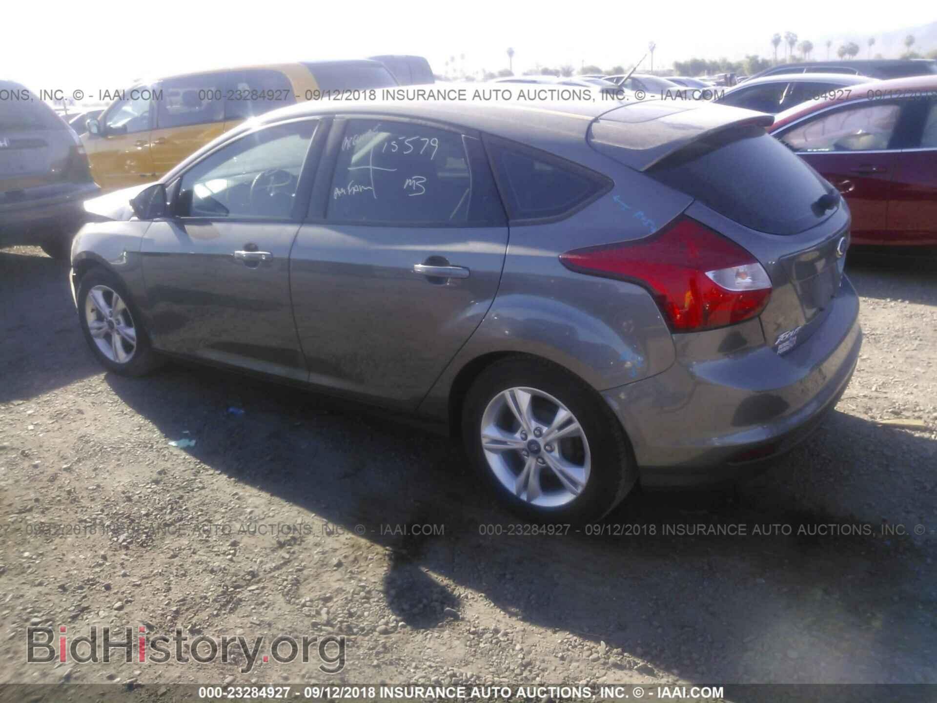 2014 Ford Focus - VIN: 1FADP3K28EL311927 - Photo 3
