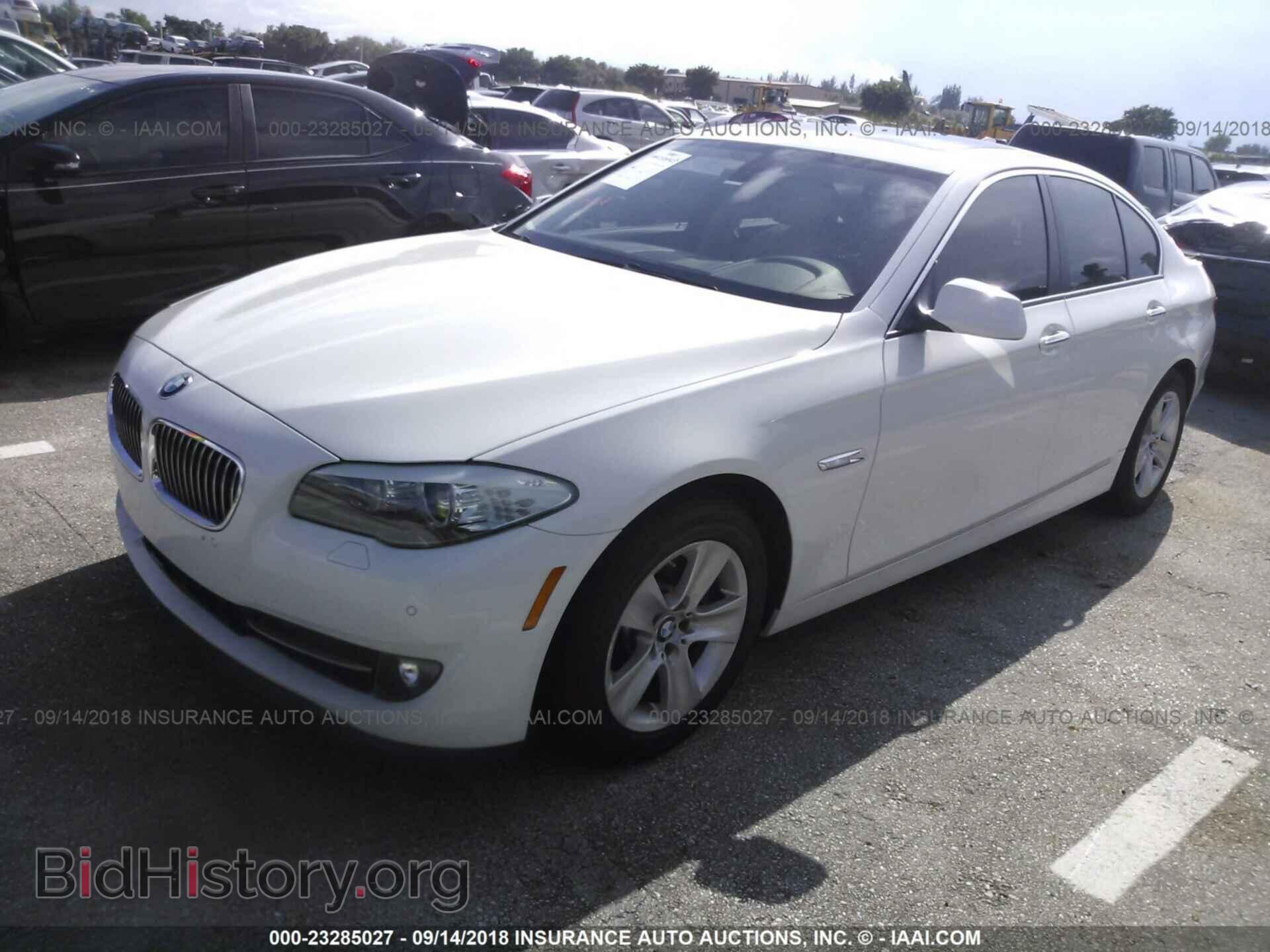 2012 BMW 528 - VIN: WBAXG5C53CDW24514 - Фото 2