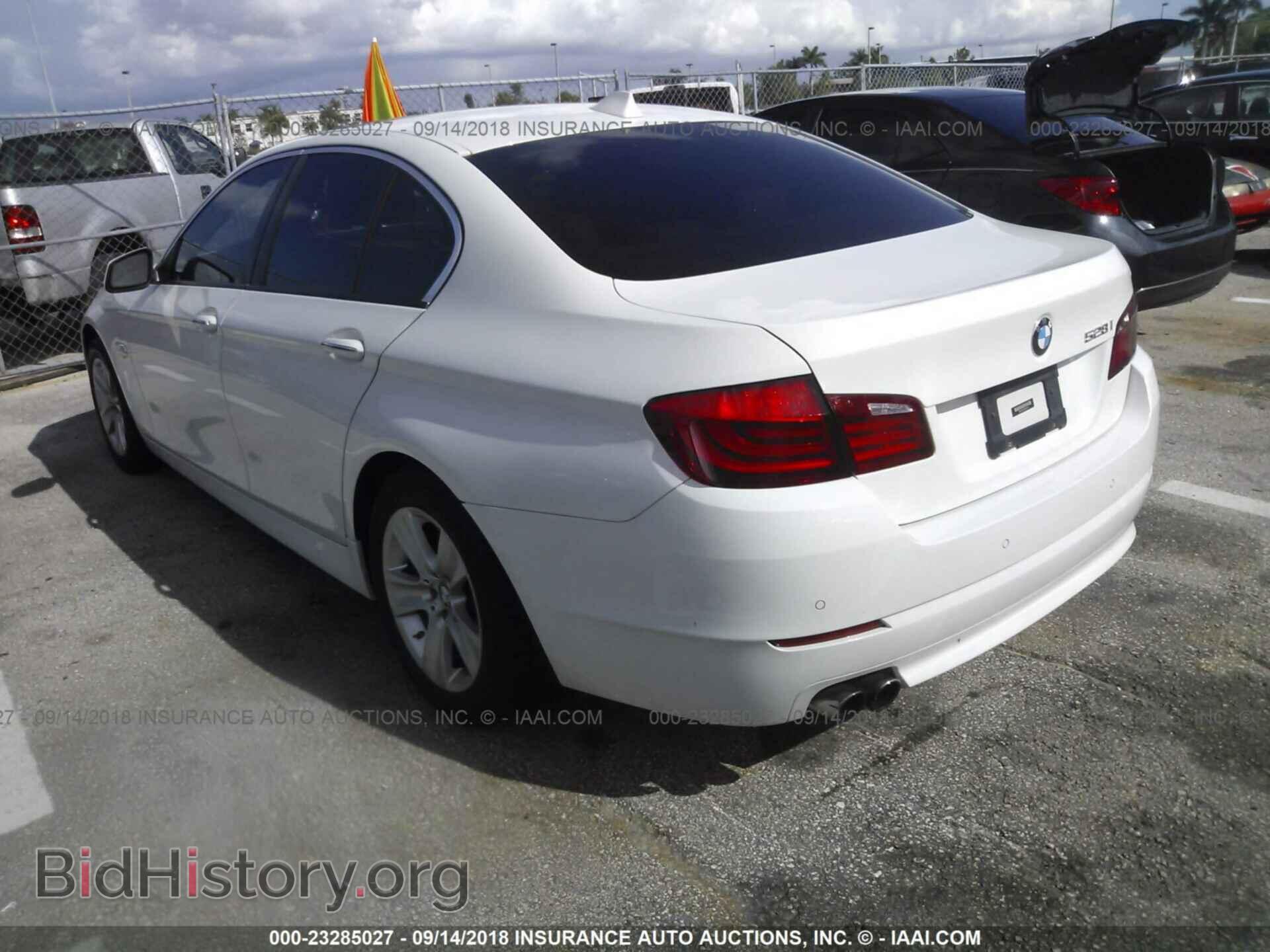 2012 BMW 528 - VIN: WBAXG5C53CDW24514 - Фото 3