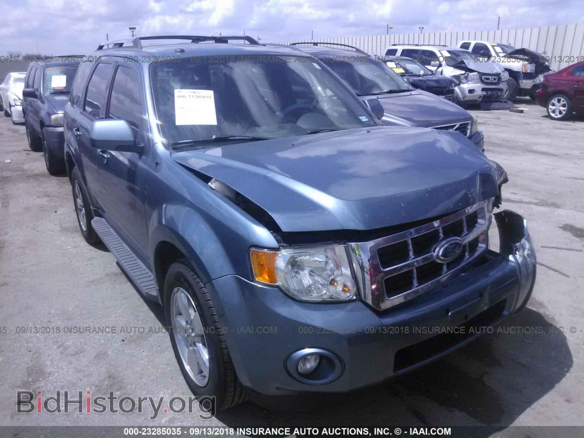 Photo 1FMCU0EG1BKA74005 - Ford Escape 2011