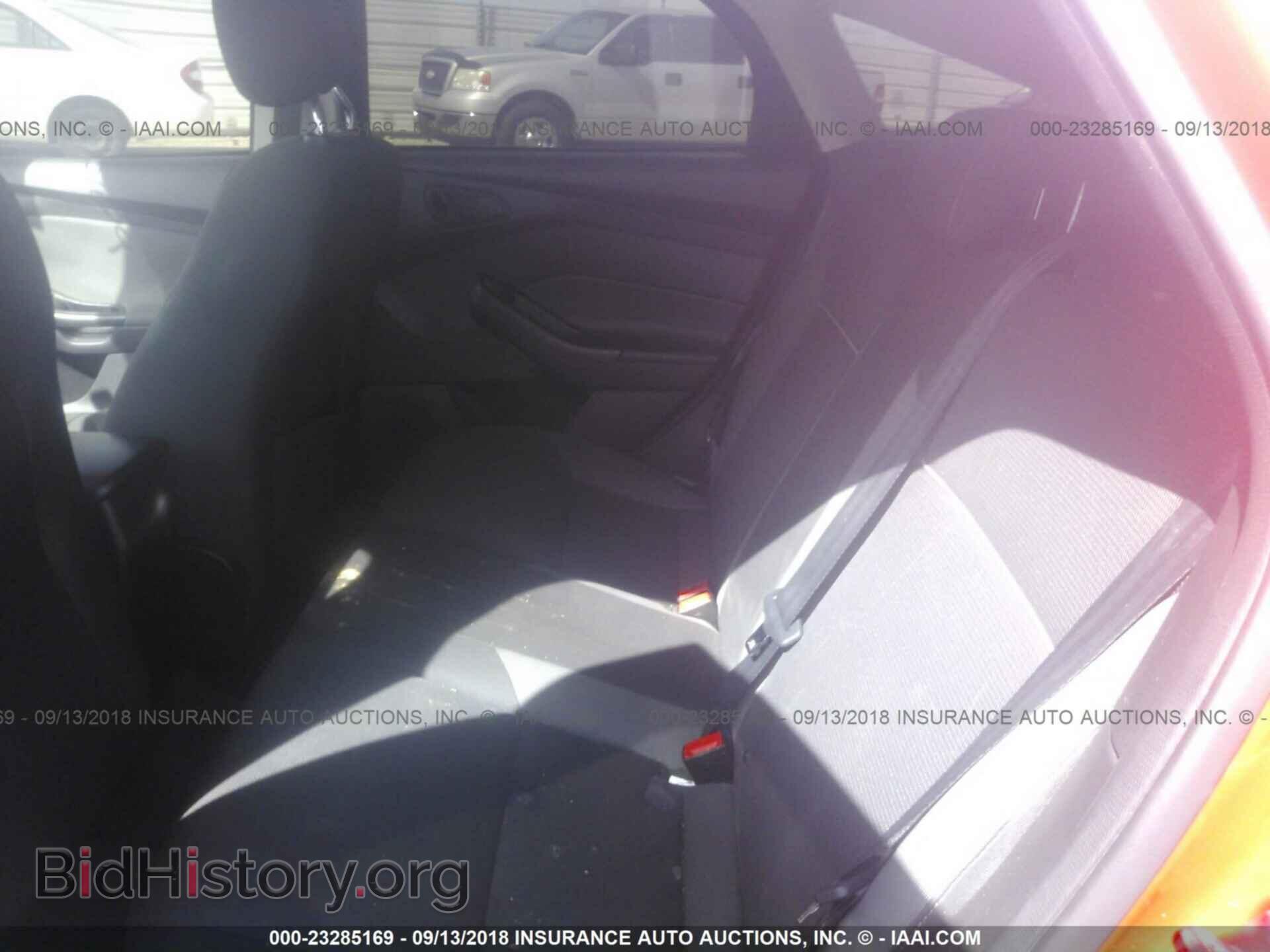 2012 Ford Focus - VIN: 1FAHP3K22CL162672 - Photo 8