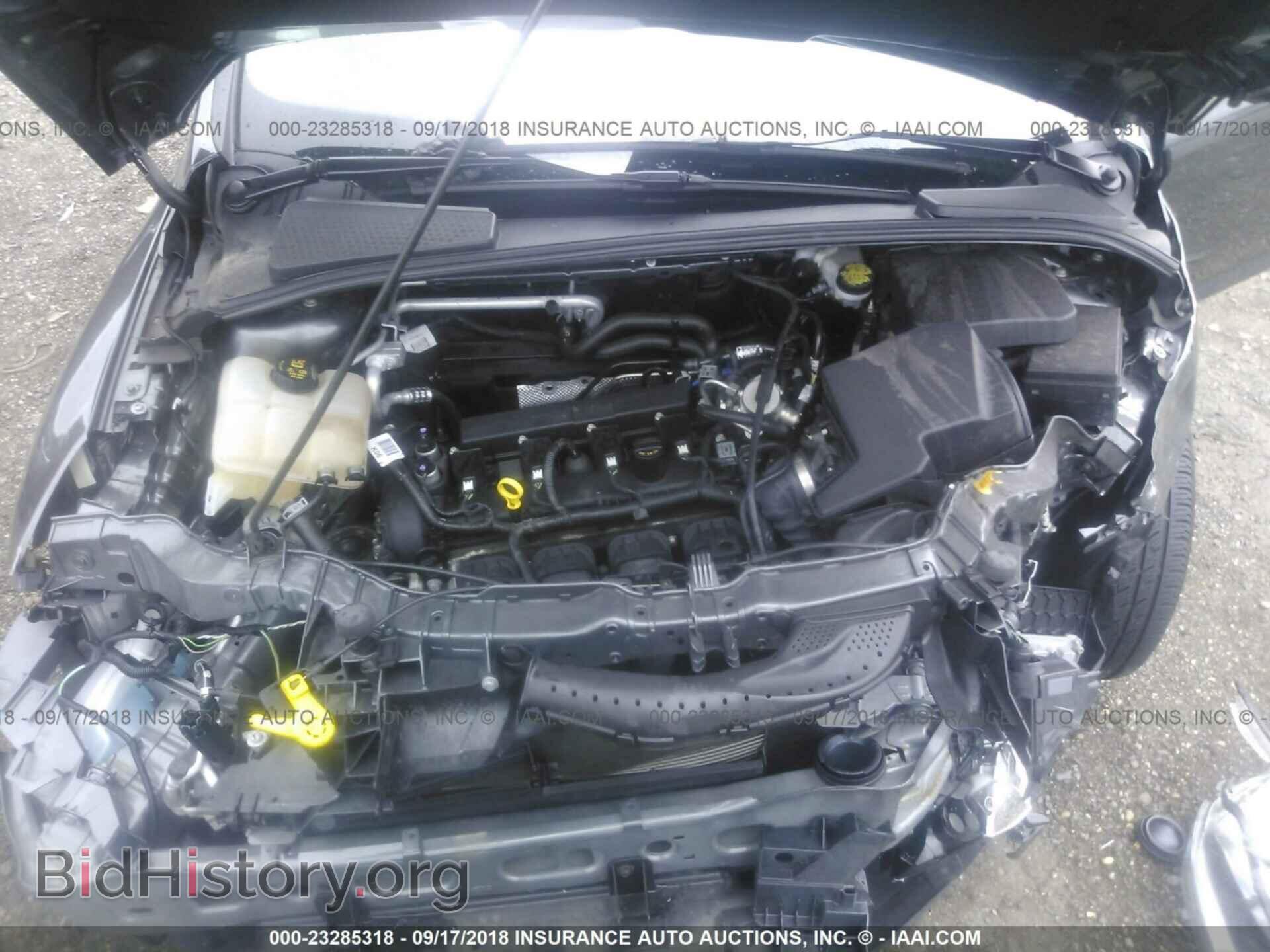 2016 Ford Focus - VIN: 1FADP3E23GL358233 - Photo 10