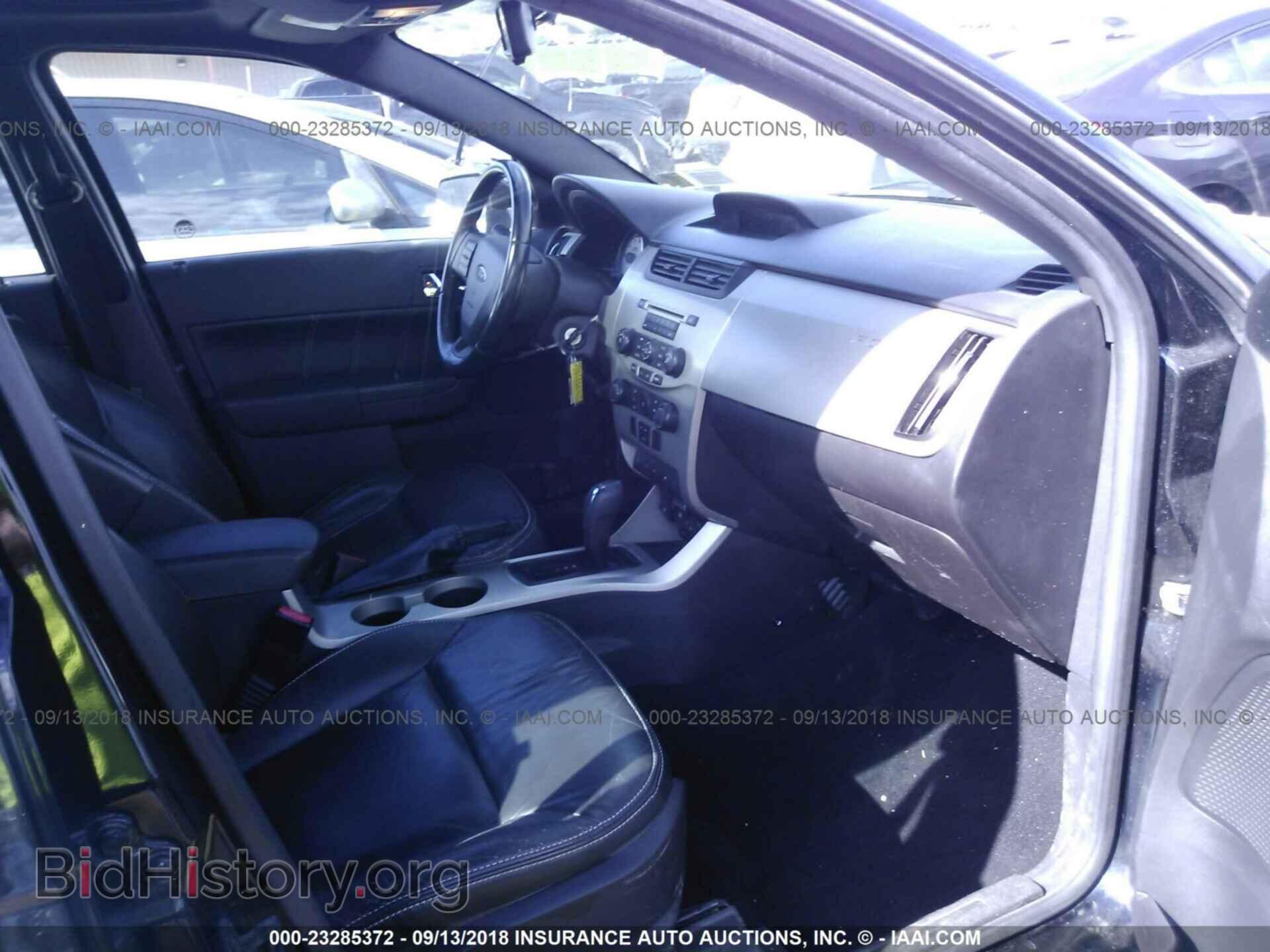 2011 Ford Focus - VIN: 1FAHP3GN6BW127360 - Фото 5