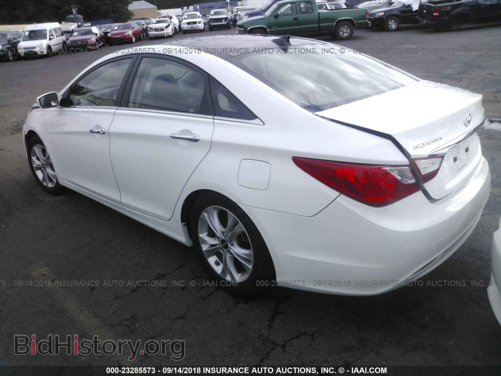 2012 Hyundai Sonata - VIN: 5NPEC4AC1CH435047 - Photo 3