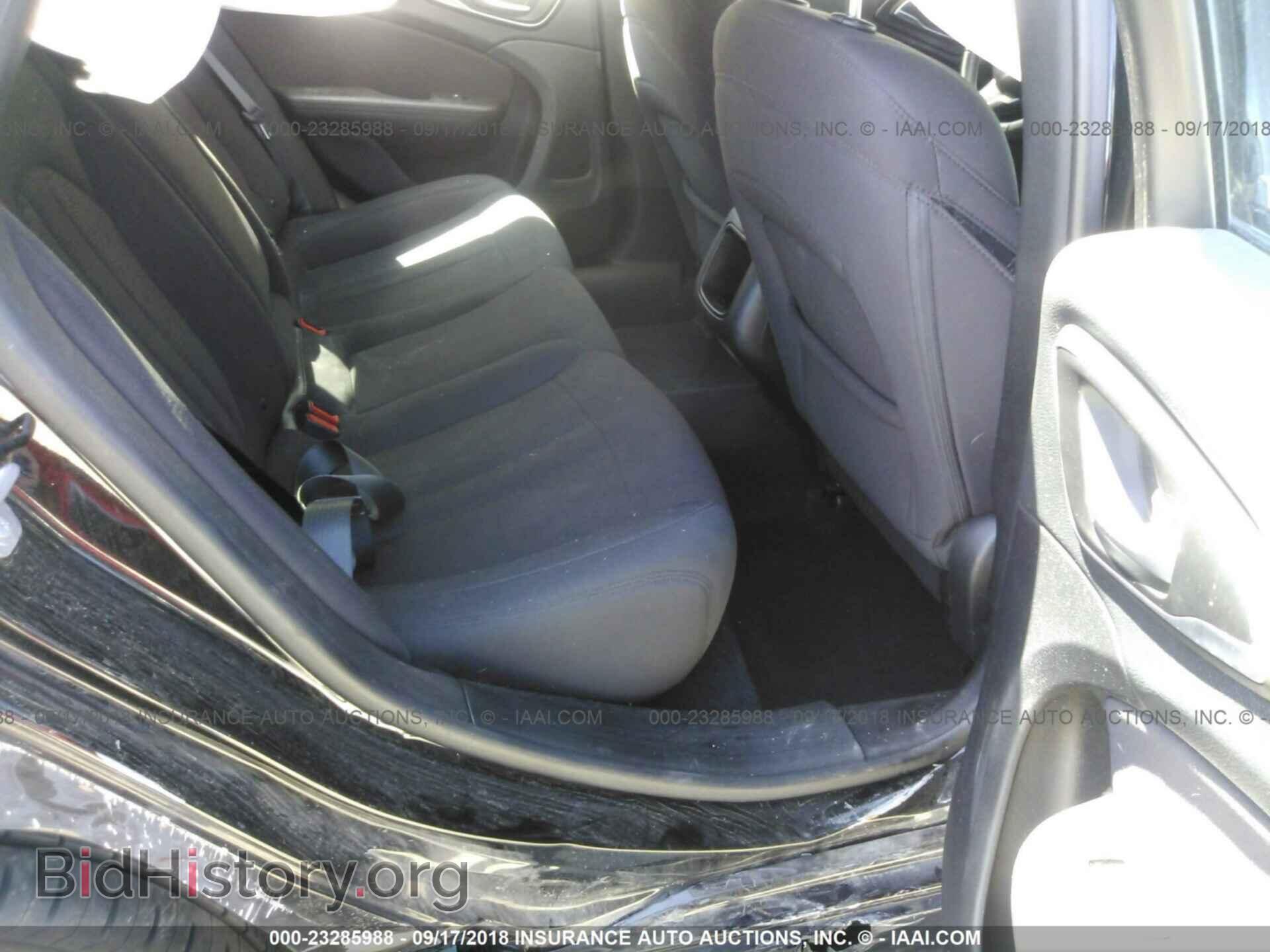 2015 Chrysler 200 - VIN: 1C3CCCAB8FN602408 - Photo 8