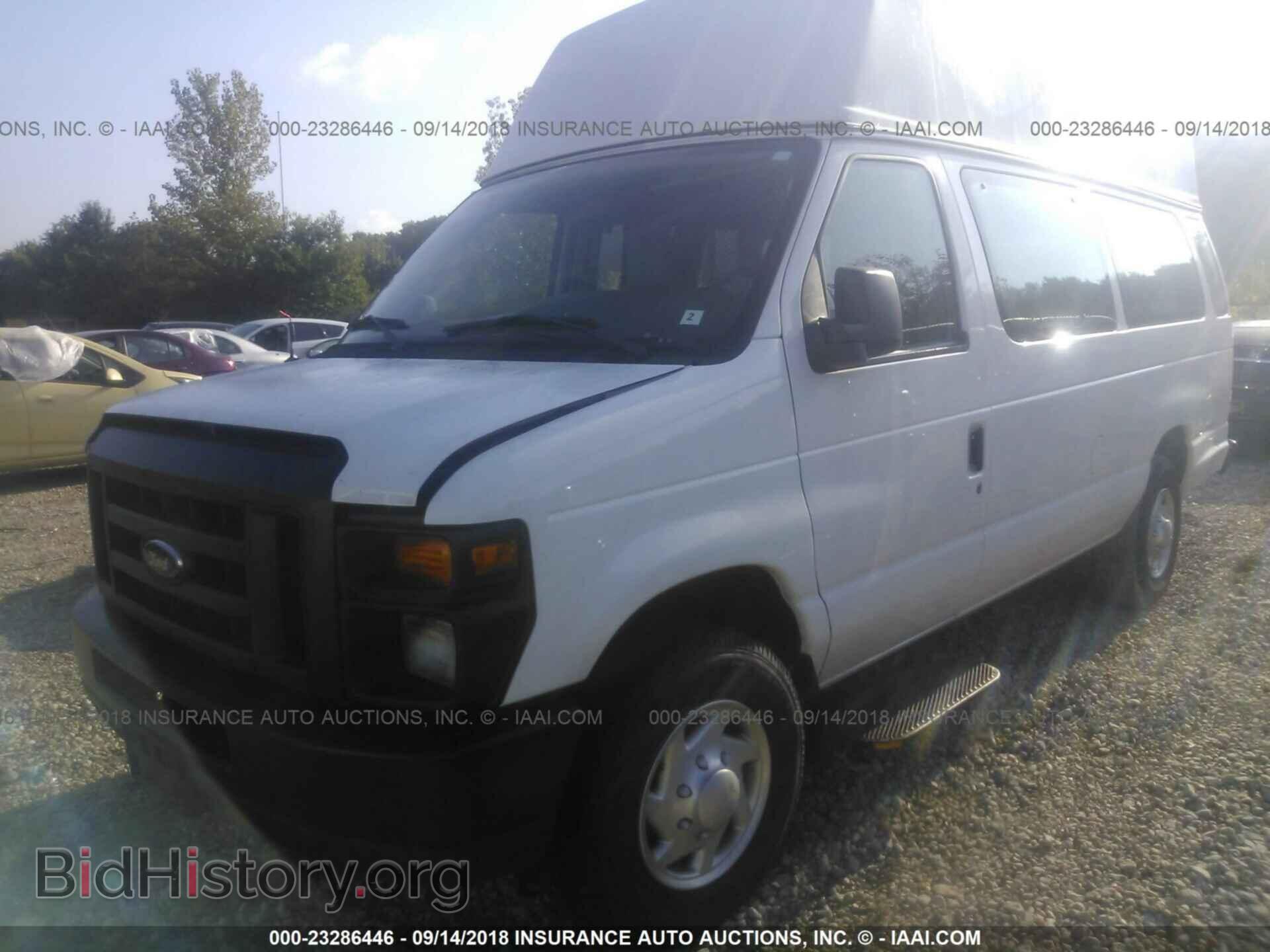 2011 Ford Econoline - VIN: 1FTSS3EL1BDB13880 - Photo 2