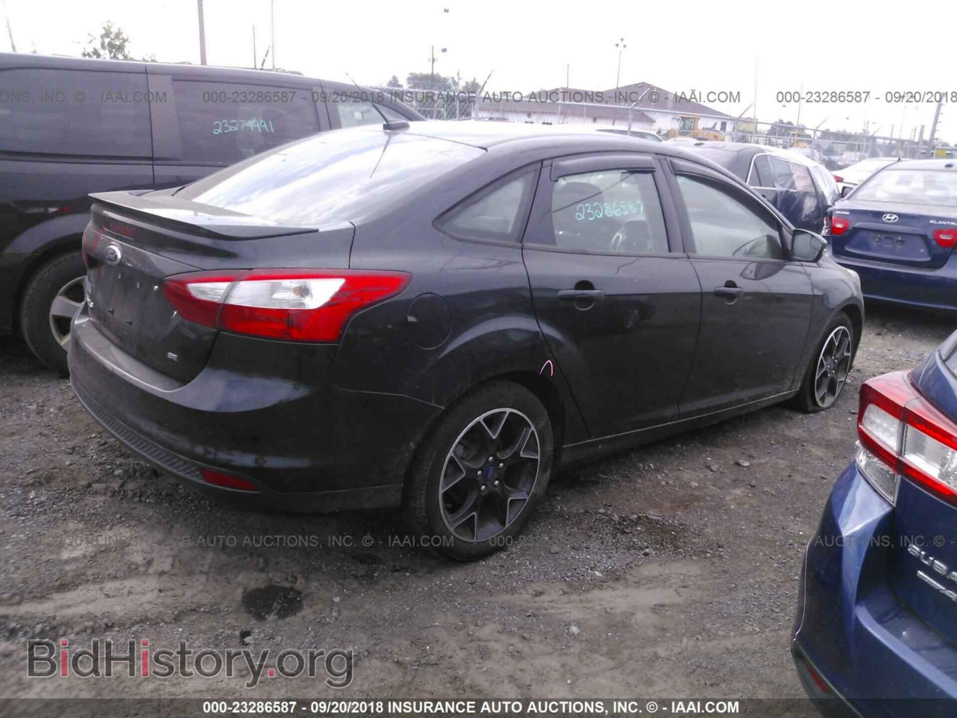 2013 Ford Focus - VIN: 1FADP3F29DL155163 - Photo 4