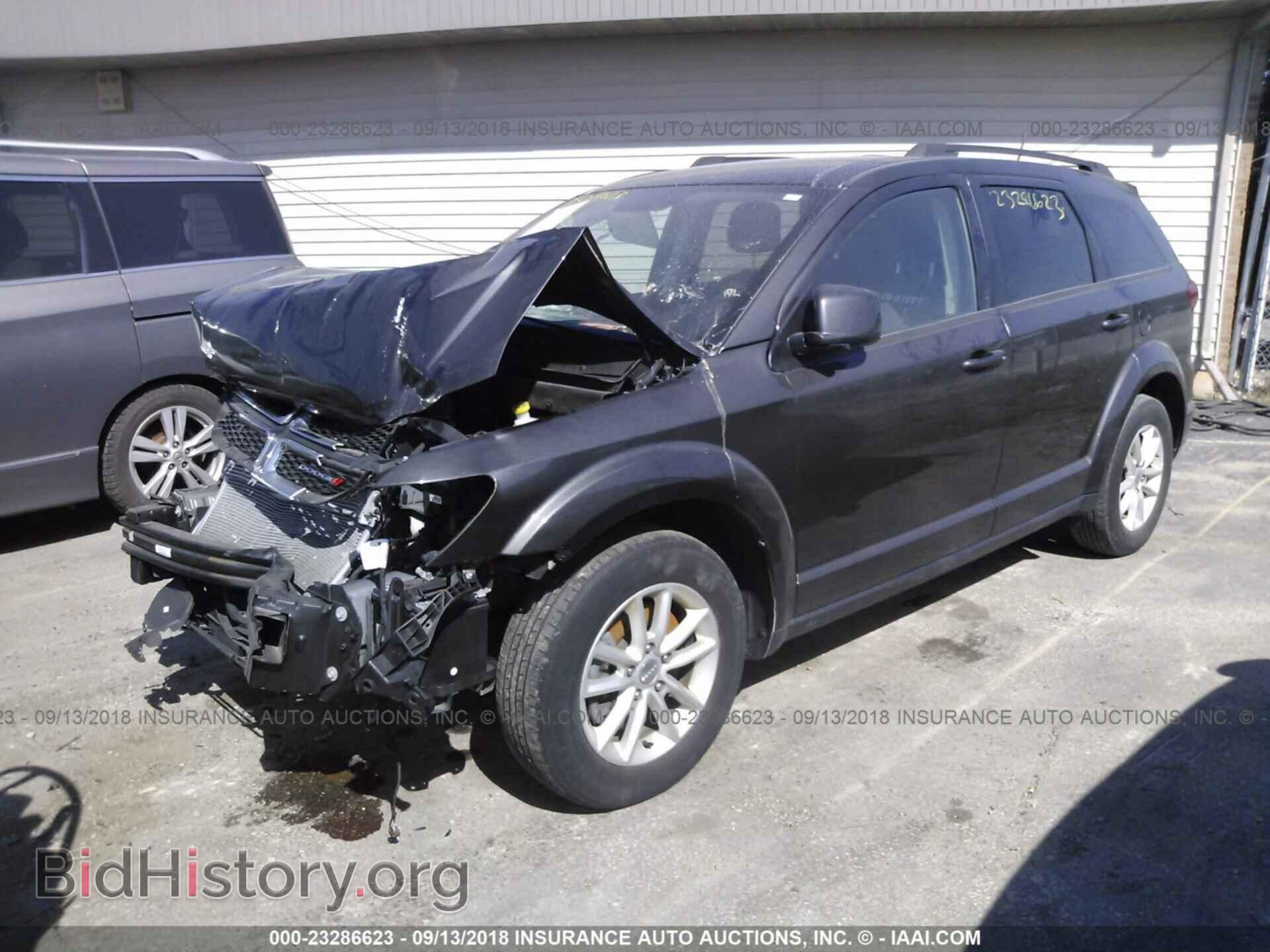 2016 Dodge Journey - VIN: 3C4PDCBB8GT202181 - Фото 2