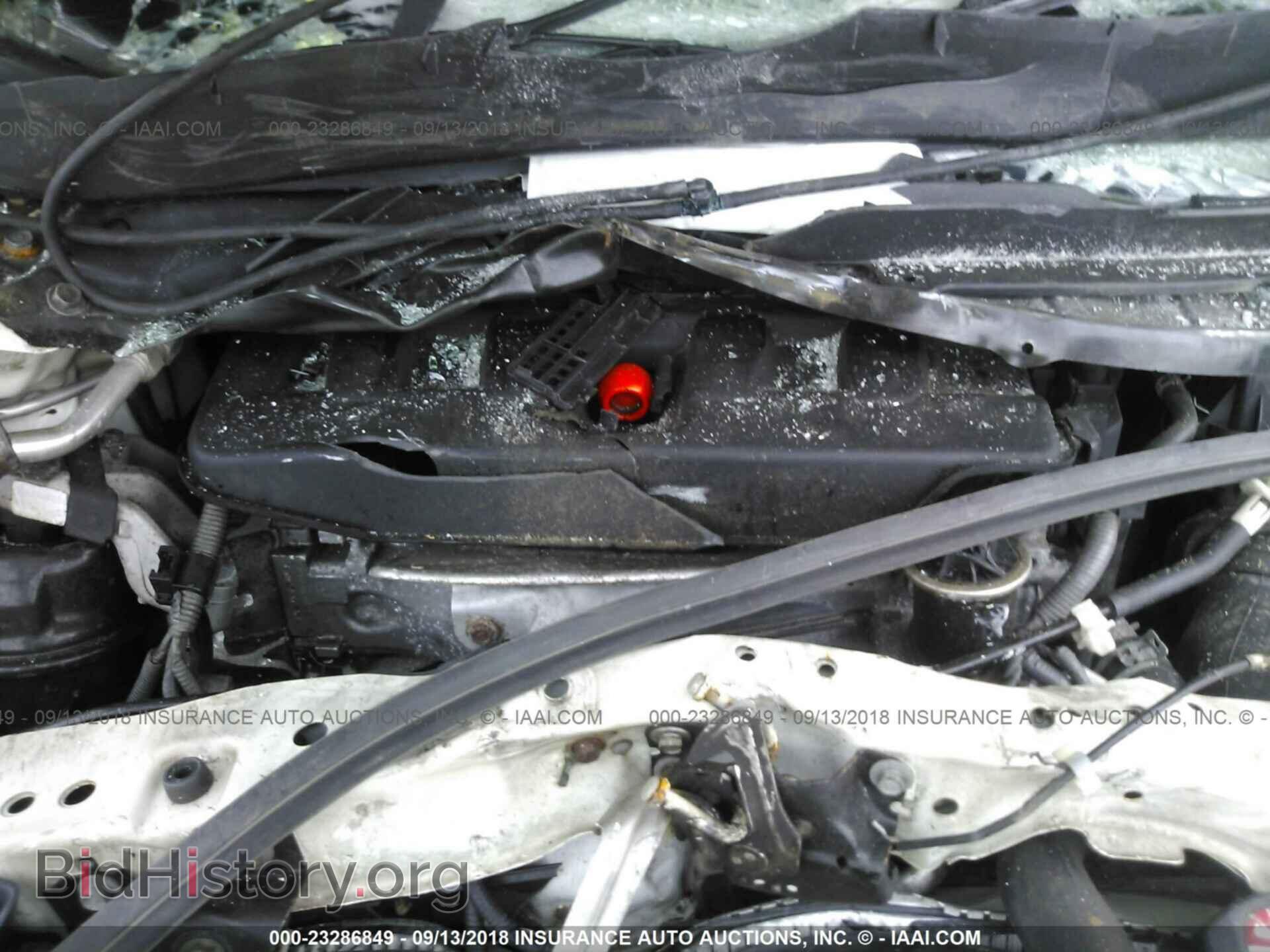 2012 Honda Civic - VIN: 19XFB2F82CE388762 - Photo 10