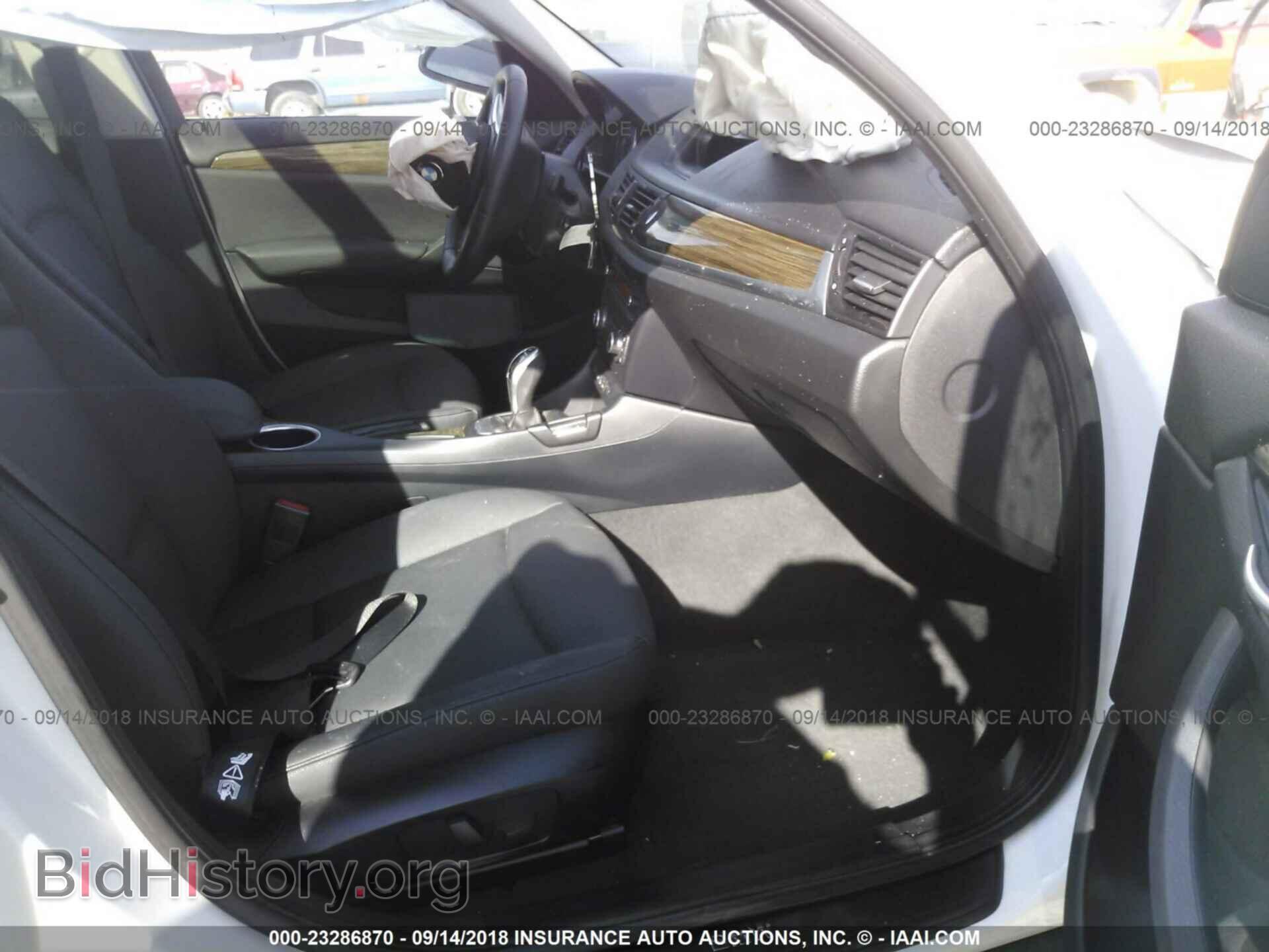 2015 Bmw X1 - VIN: WBAVL1C50FVY28195 - Фото 5